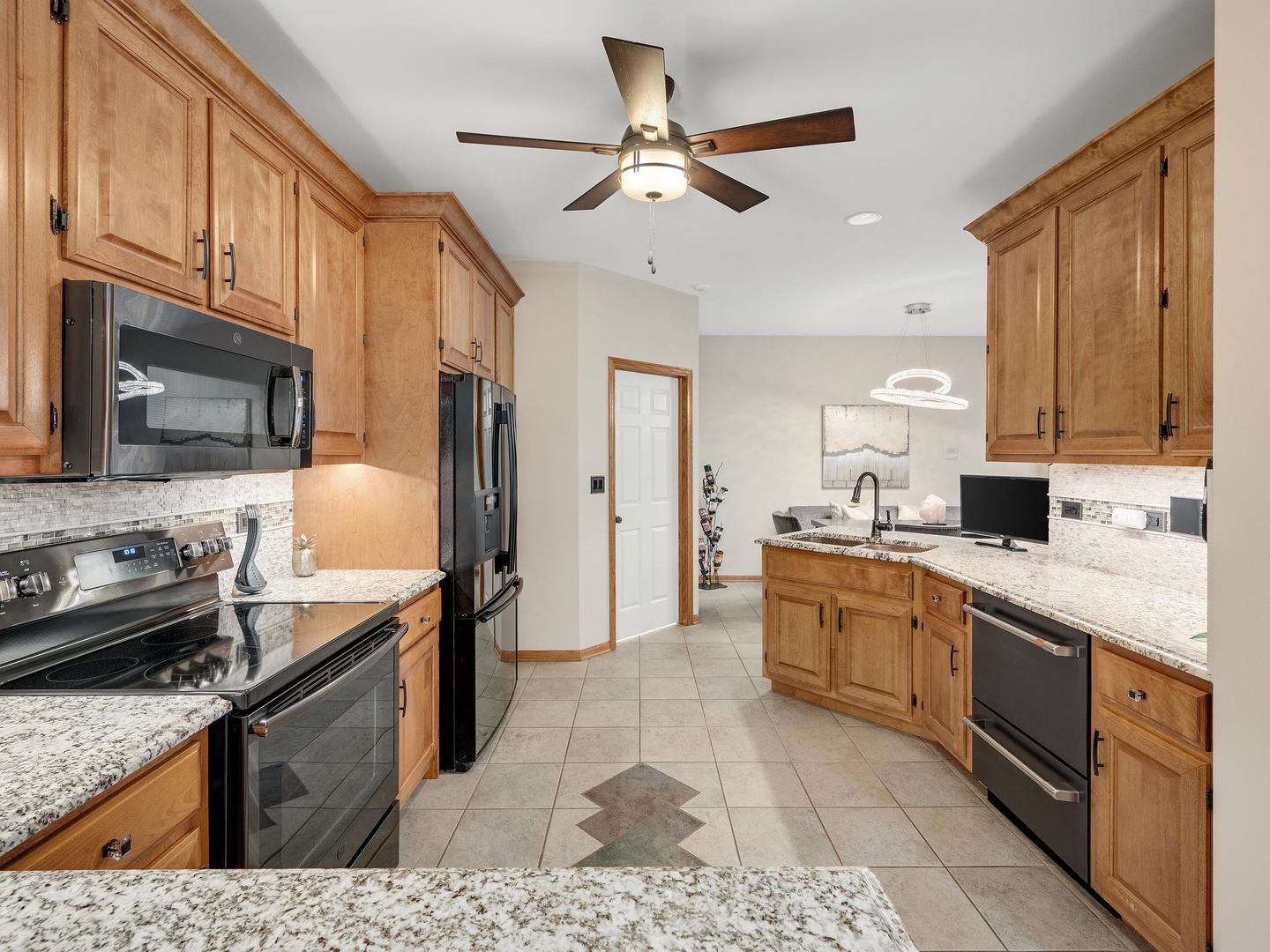 316 Reserve Circle