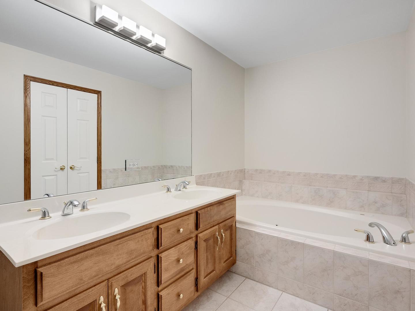 316 Reserve Circle