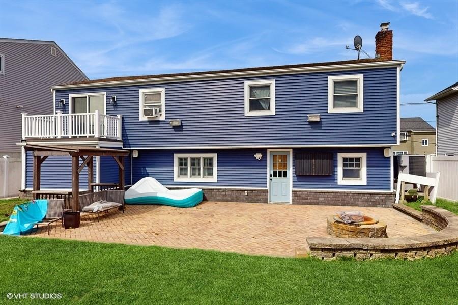 525 Miller Avenue