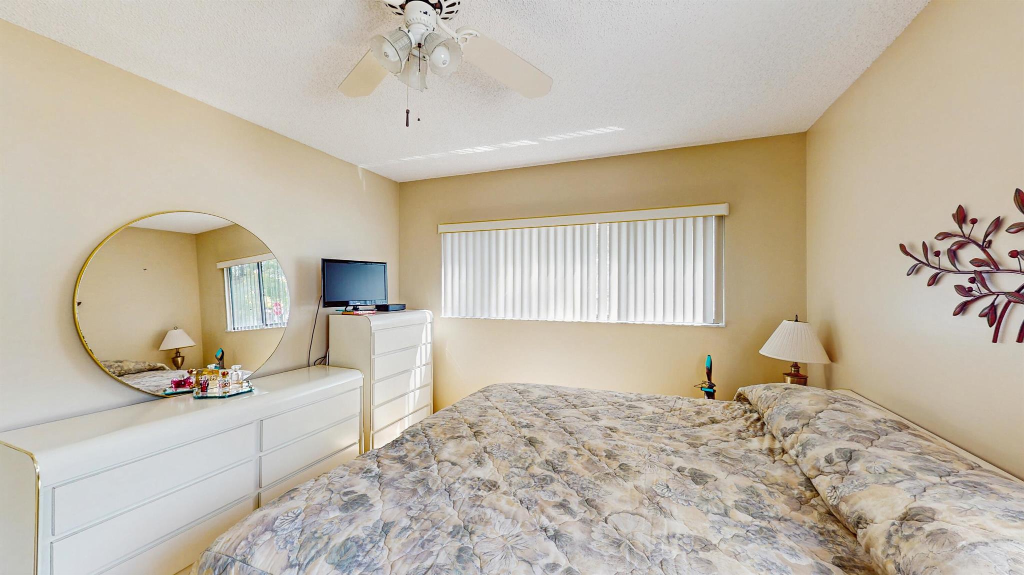 9765 W Mcnab Road 115