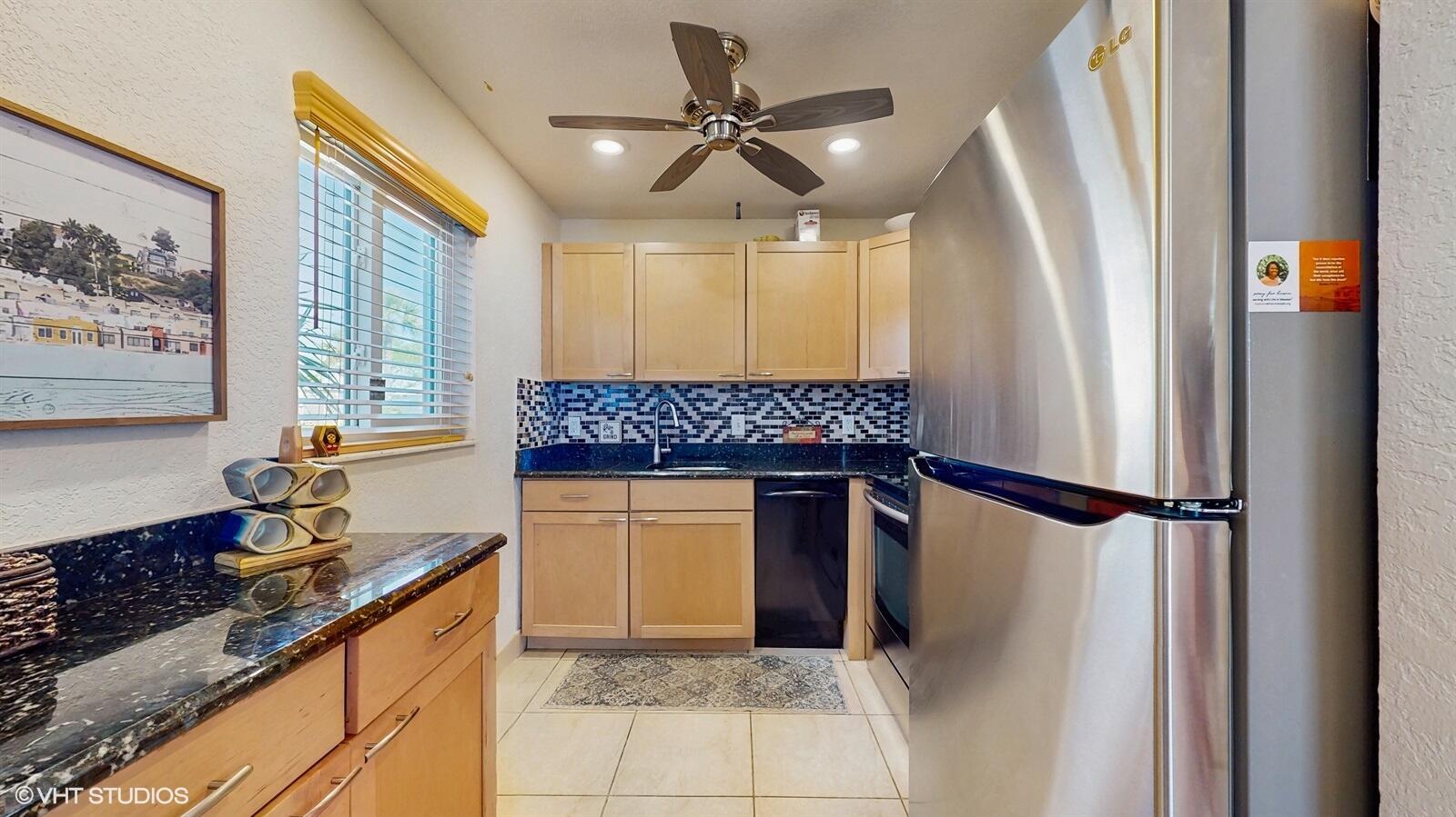 724 Monaco P