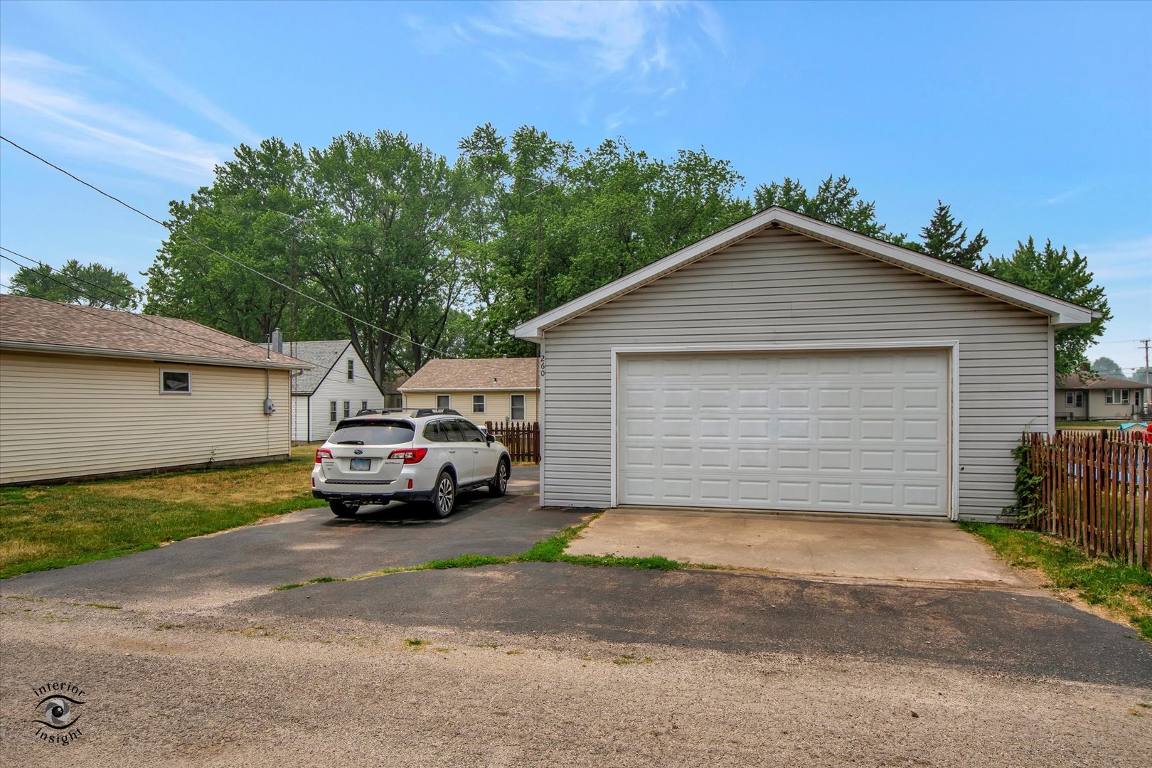 260 N Forest Avenue