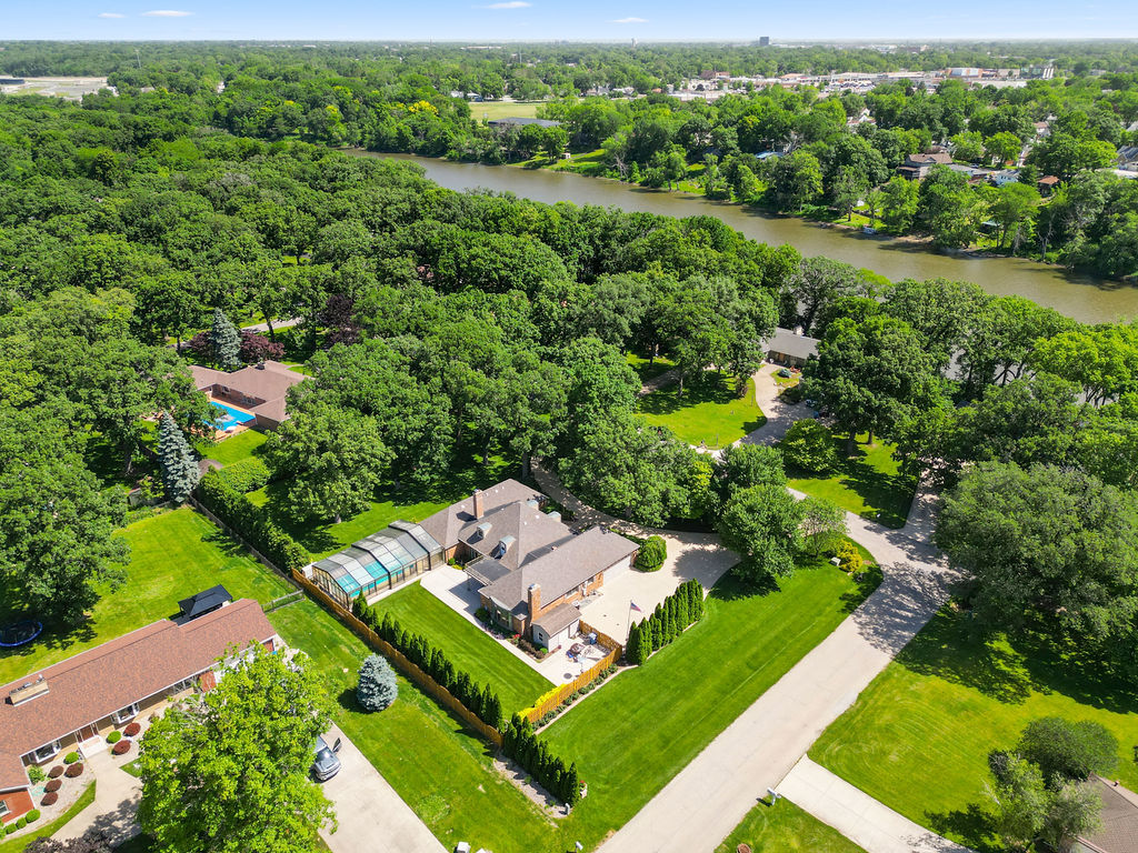 625 Woodlea Road