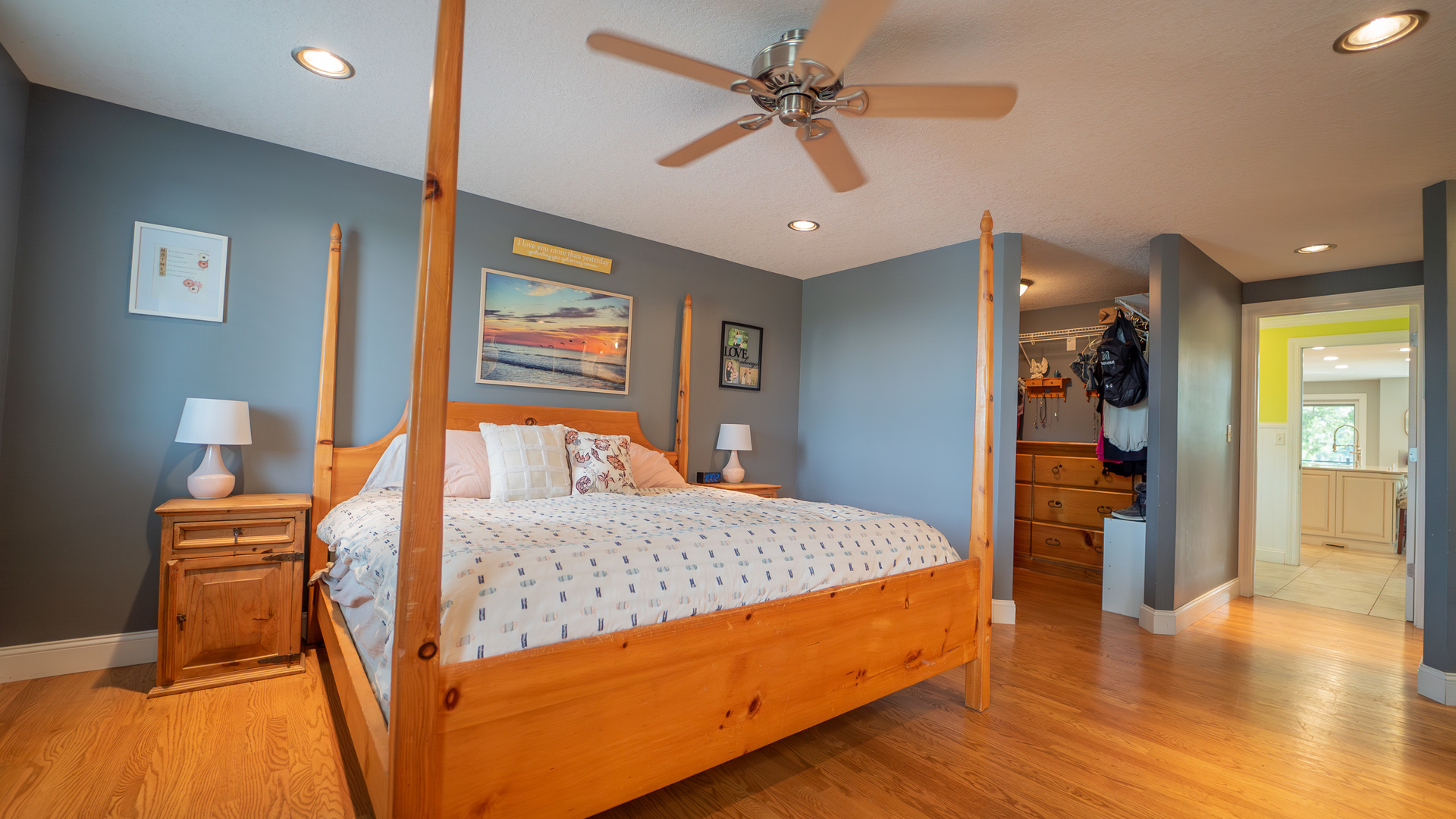 2611 2560 River Road
