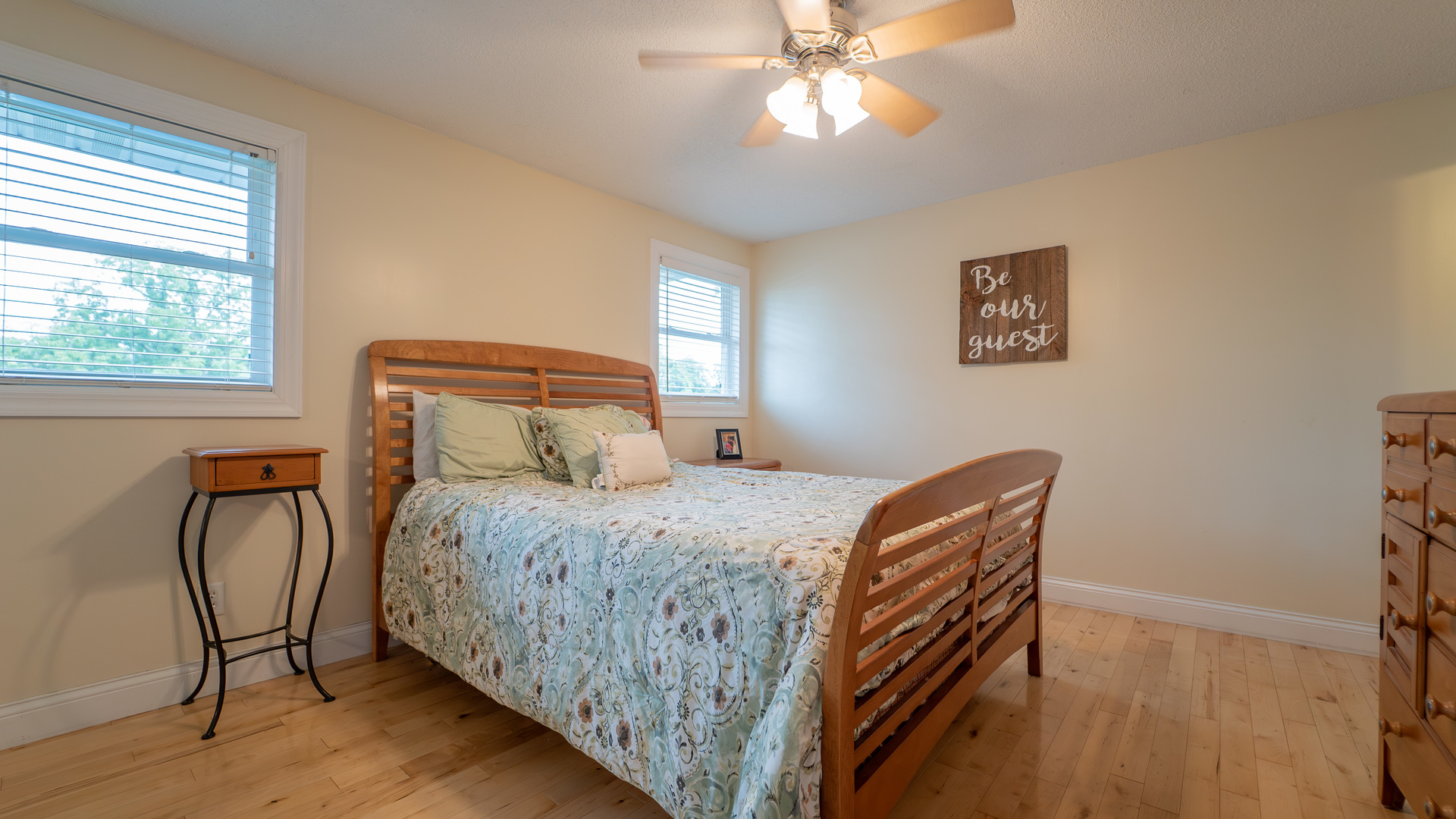 2611 2560 River Road