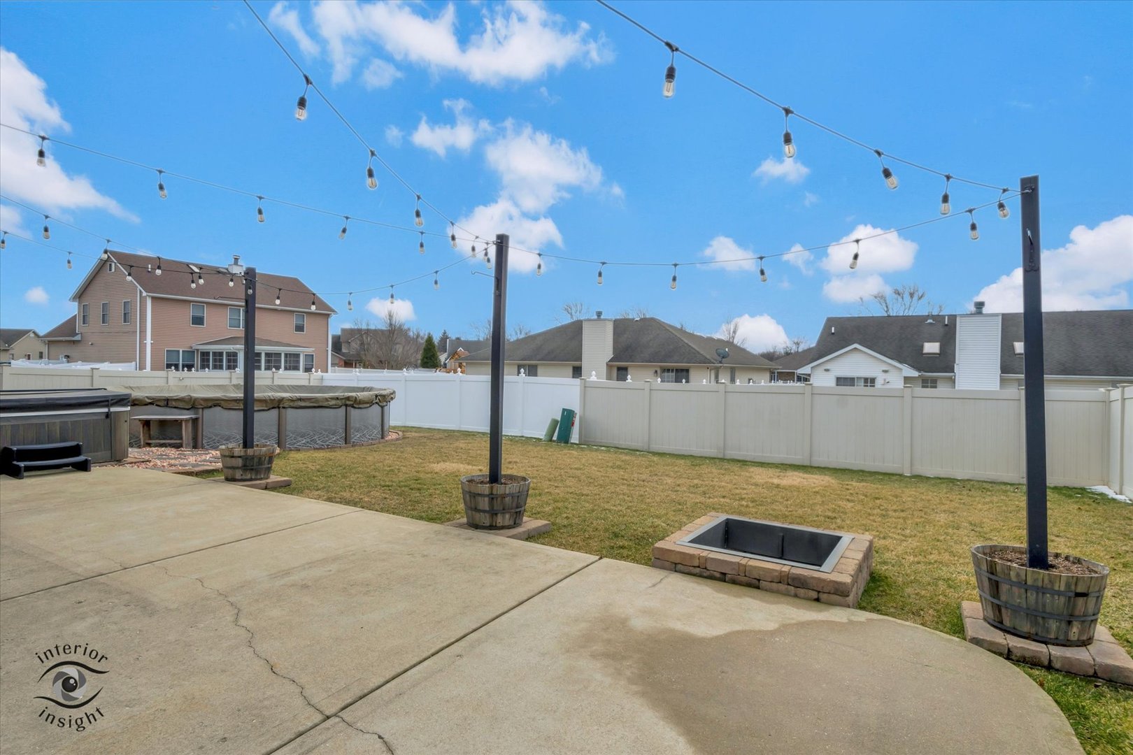 340 Centerpoint Drive S