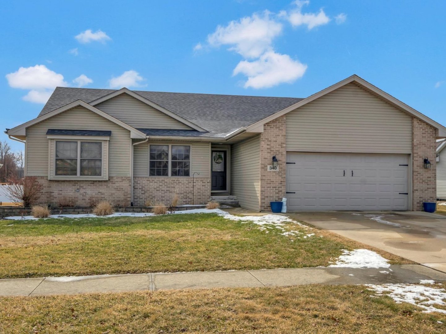 340 Centerpoint Drive S