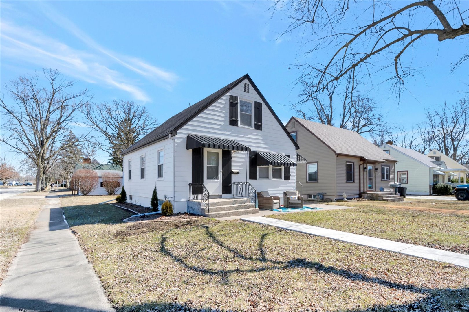 1394 Lennington Circle