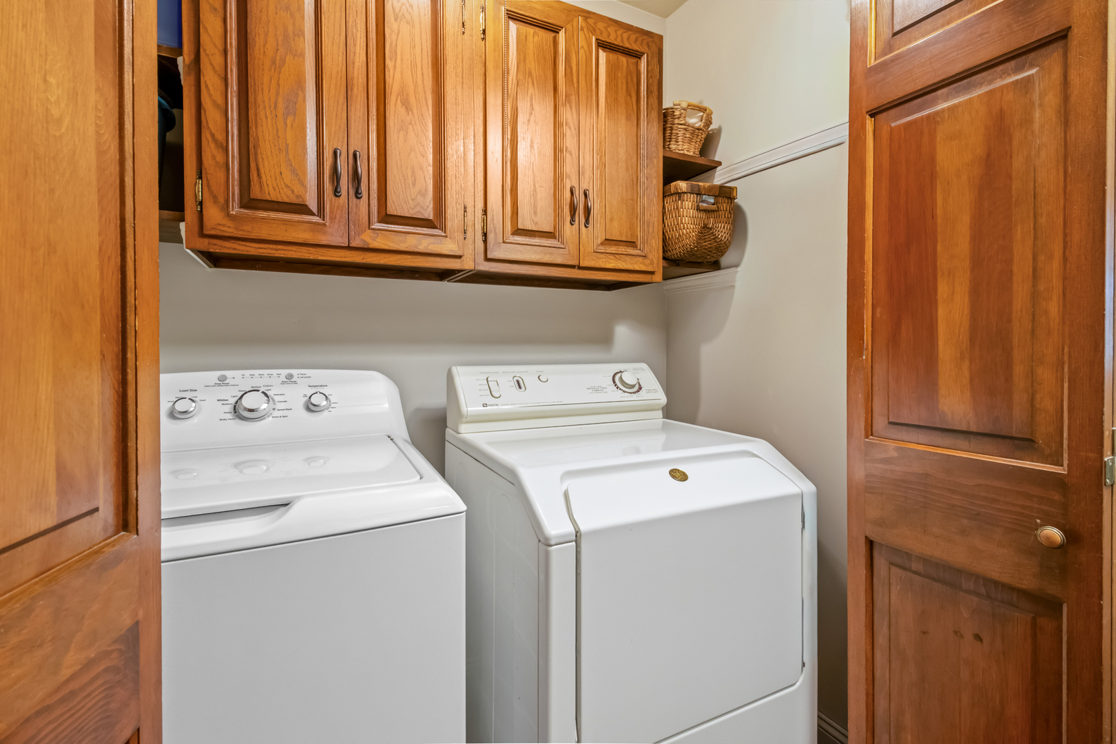 404 E Grand Drive