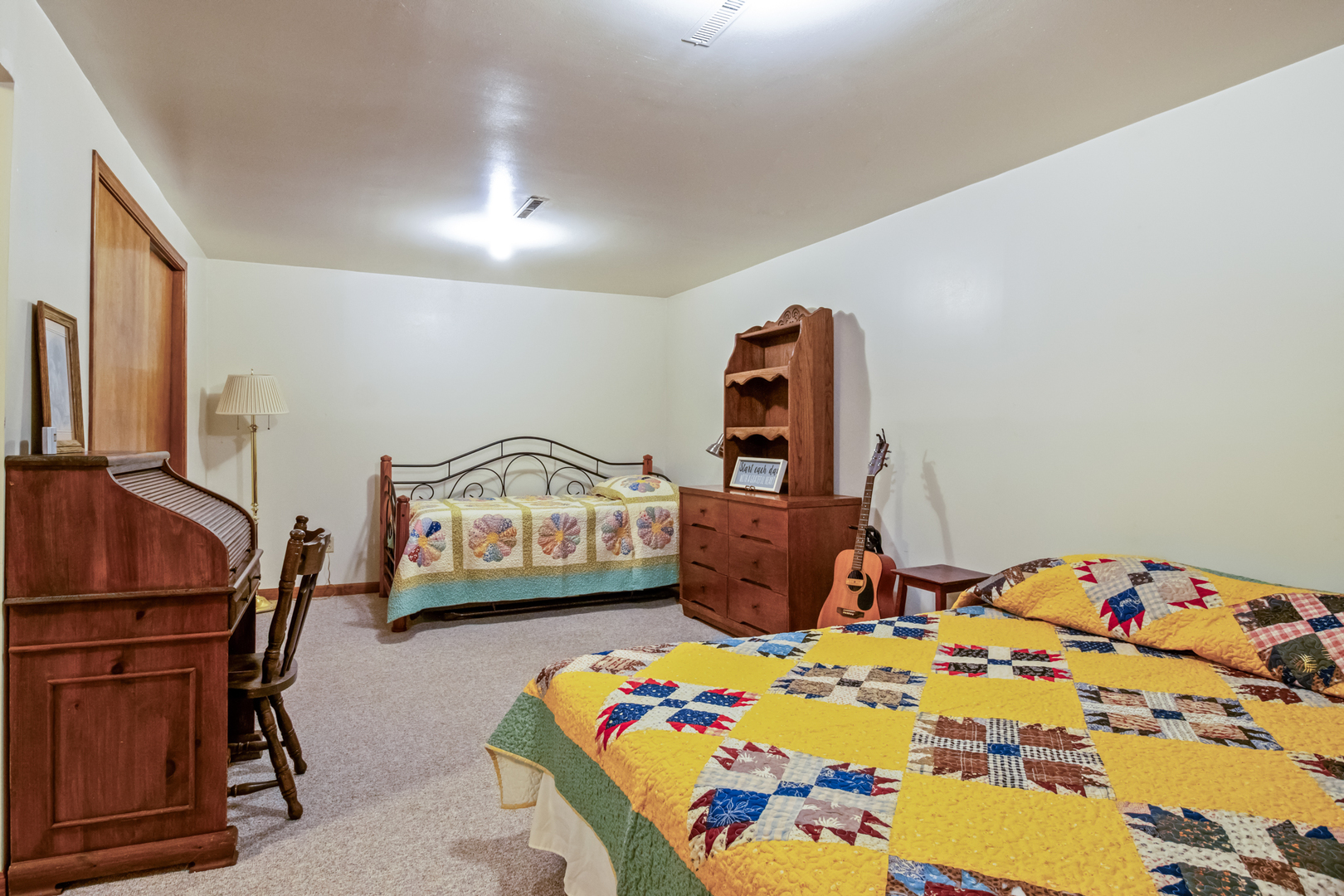 404 E Grand Drive