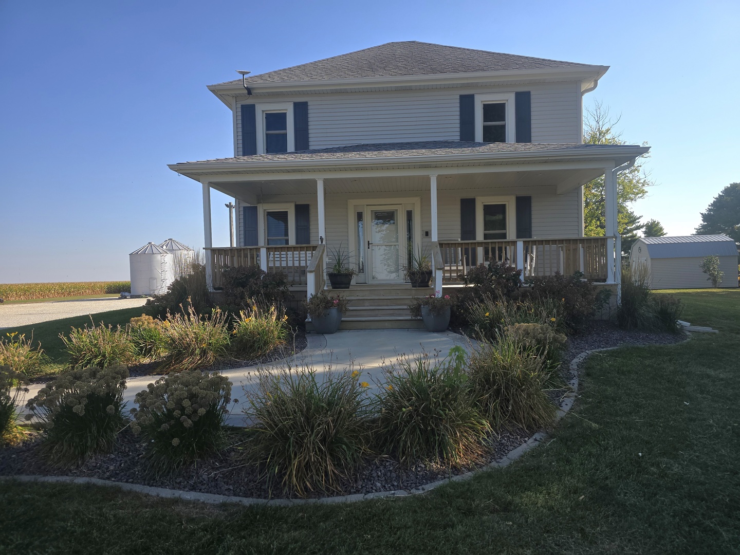 523 E 2900 N Road