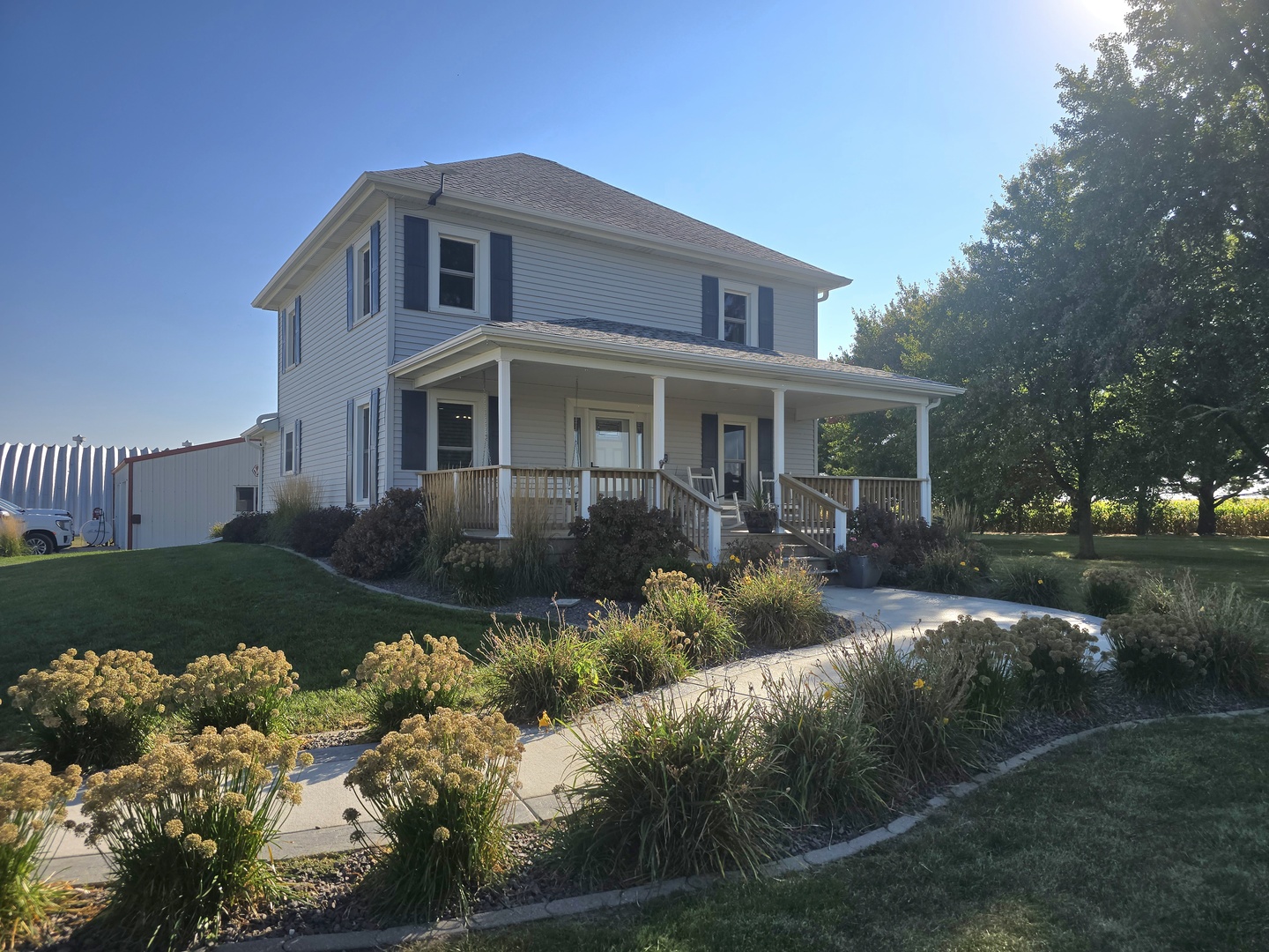 523 E 2900 N Road
