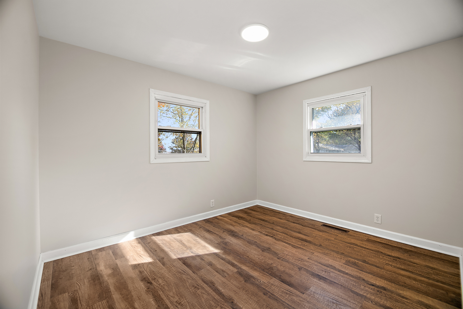 1393 Oakleaf Drive