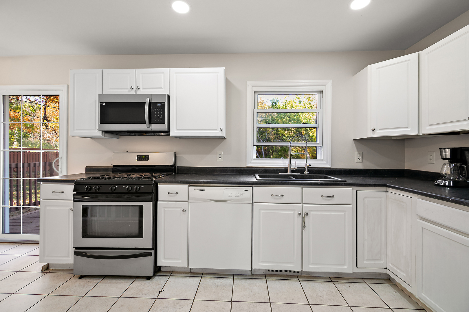 1393 Oakleaf Drive