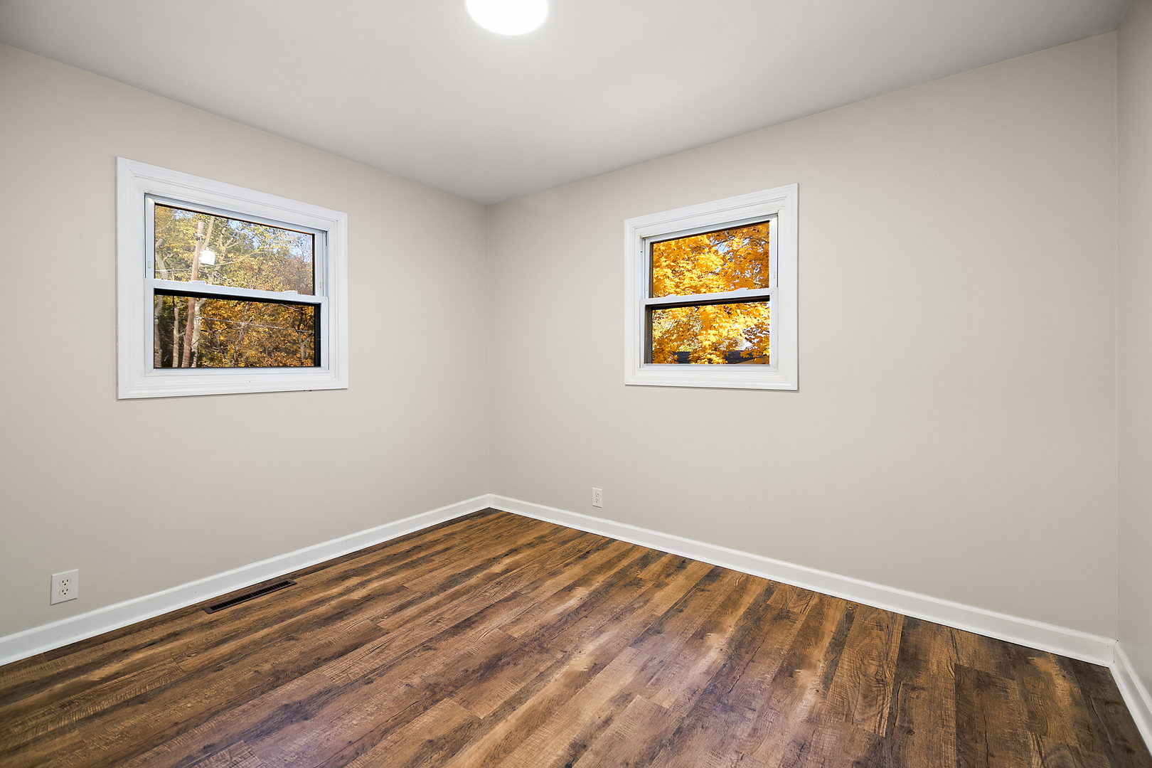 1393 Oakleaf Drive