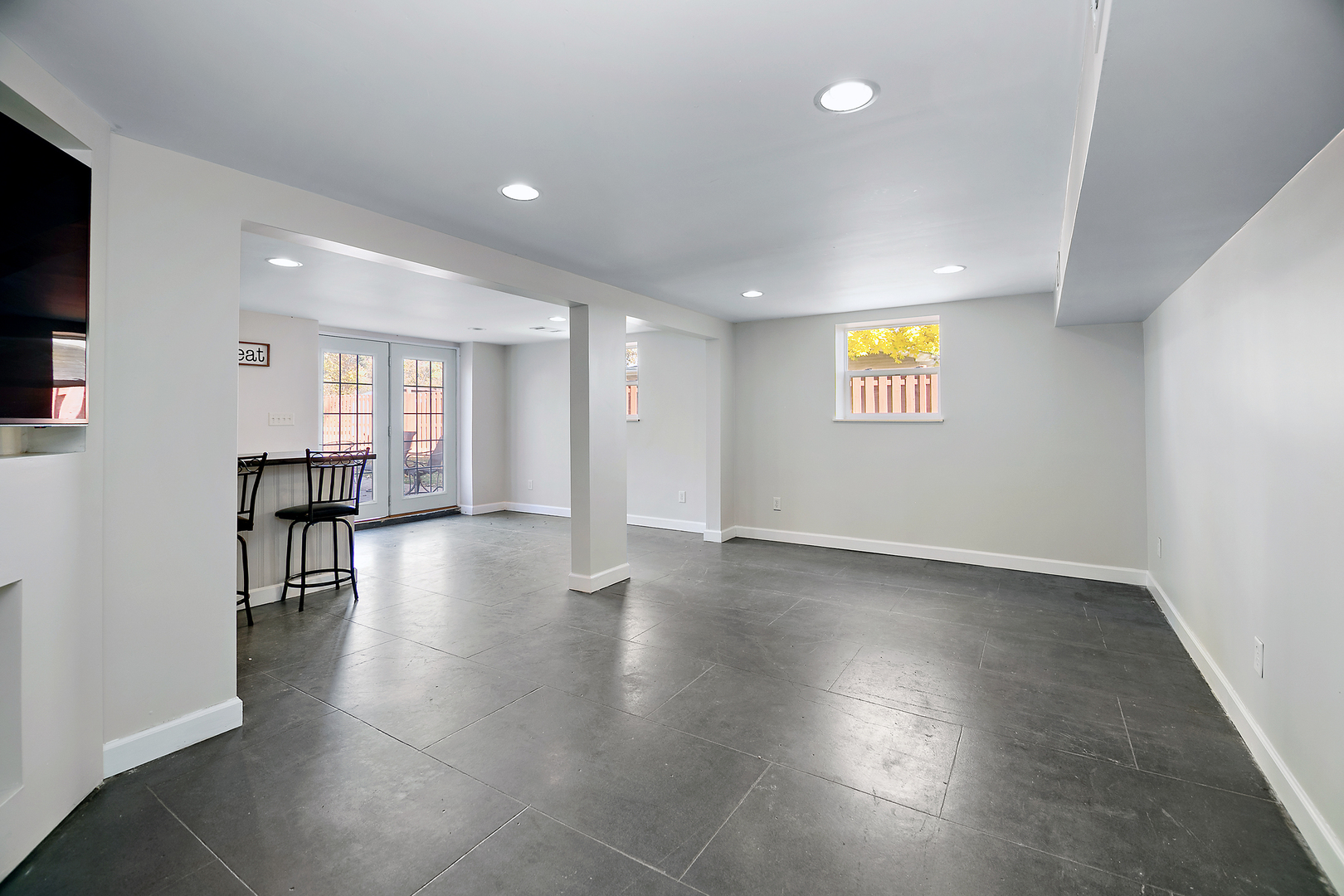 1393 Oakleaf Drive