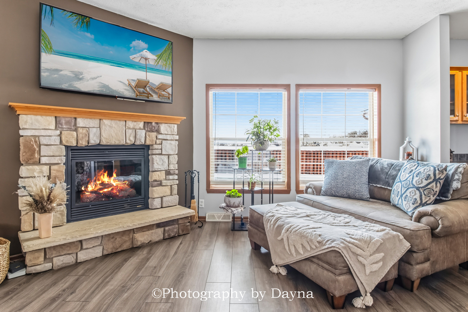 321 S Maple Street