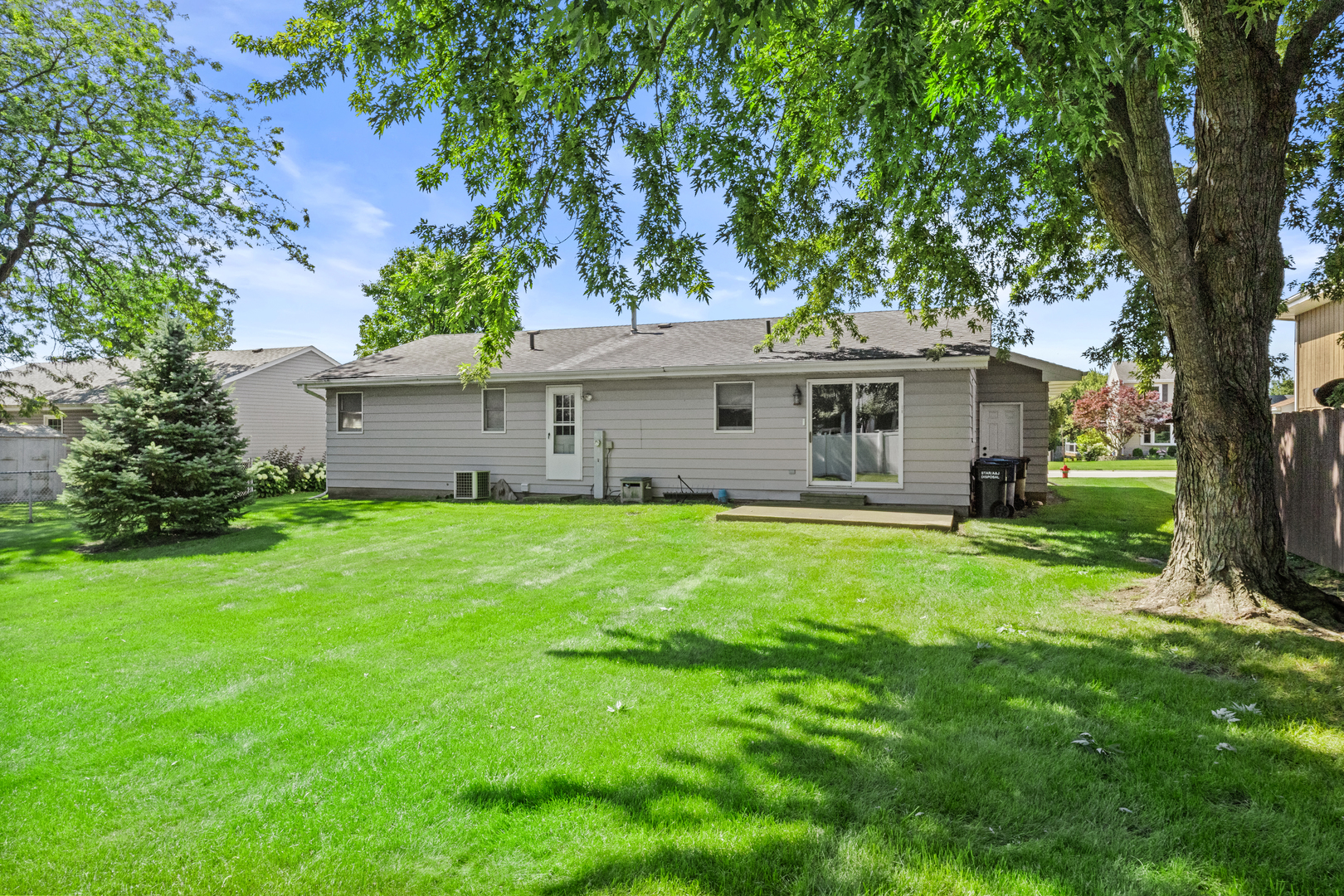 617 Hauert Street