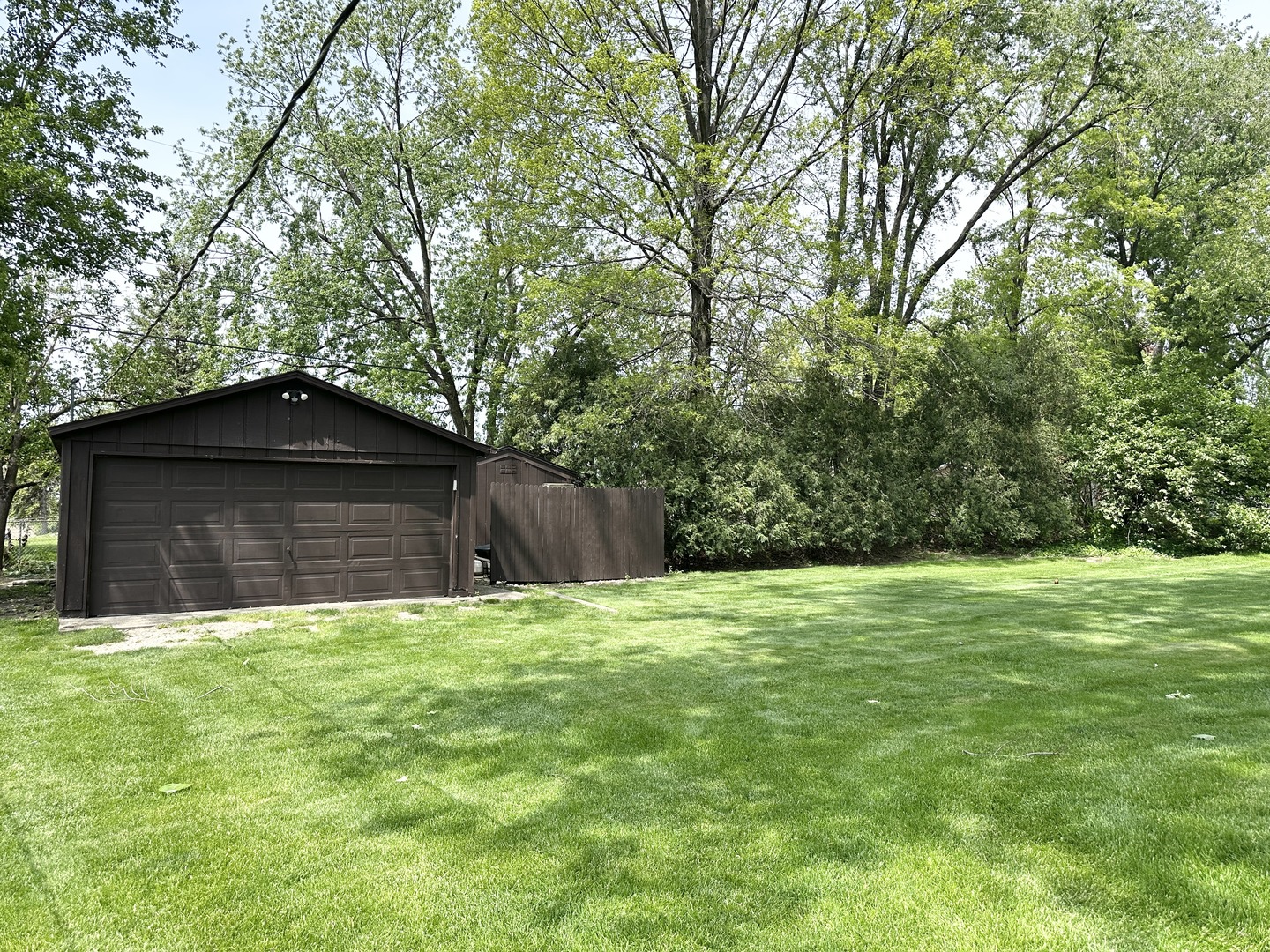 1106 N Western Hills Drive
