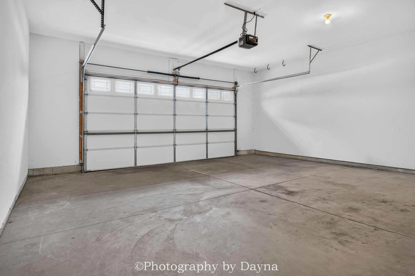 356 White Hawk Way