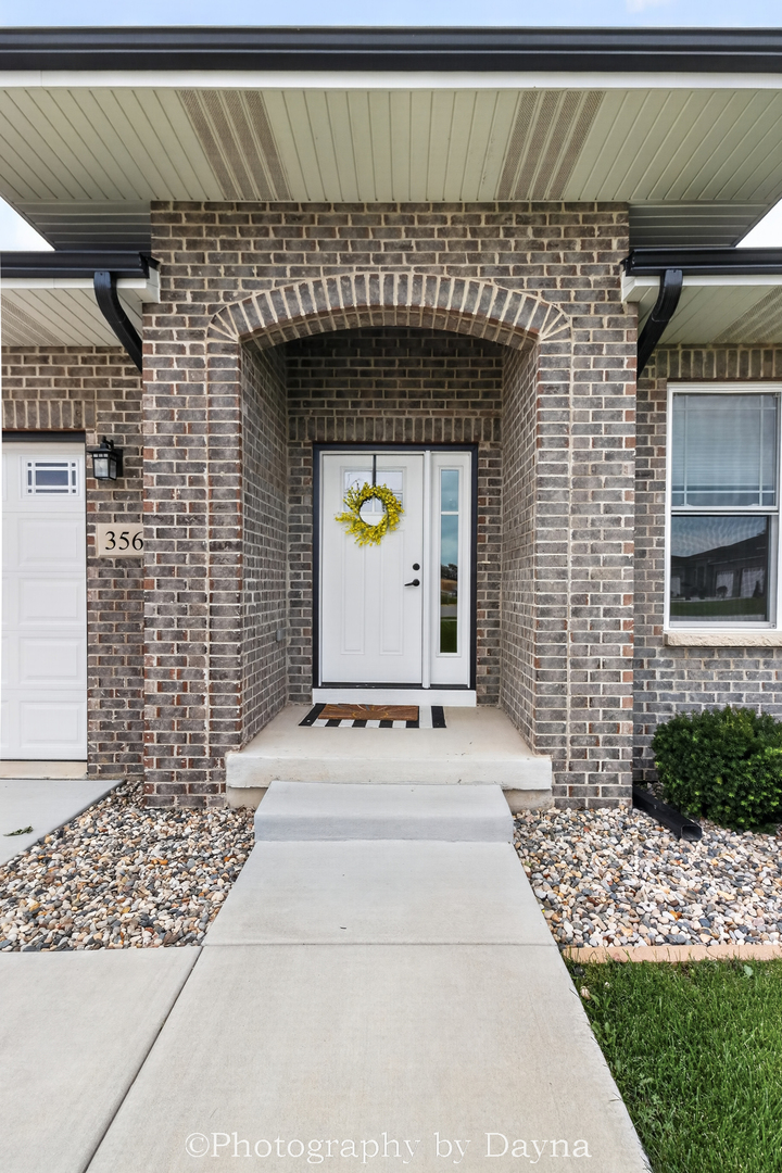 356 White Hawk Way