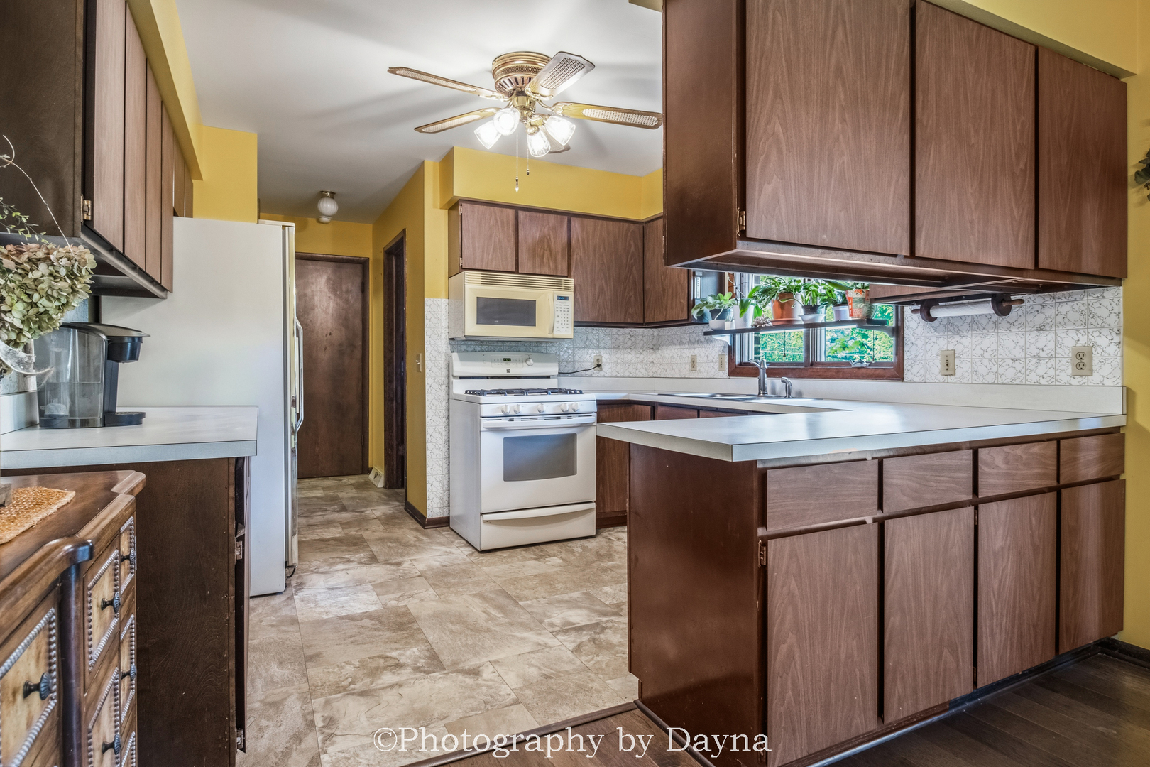 6070 Darline Drive