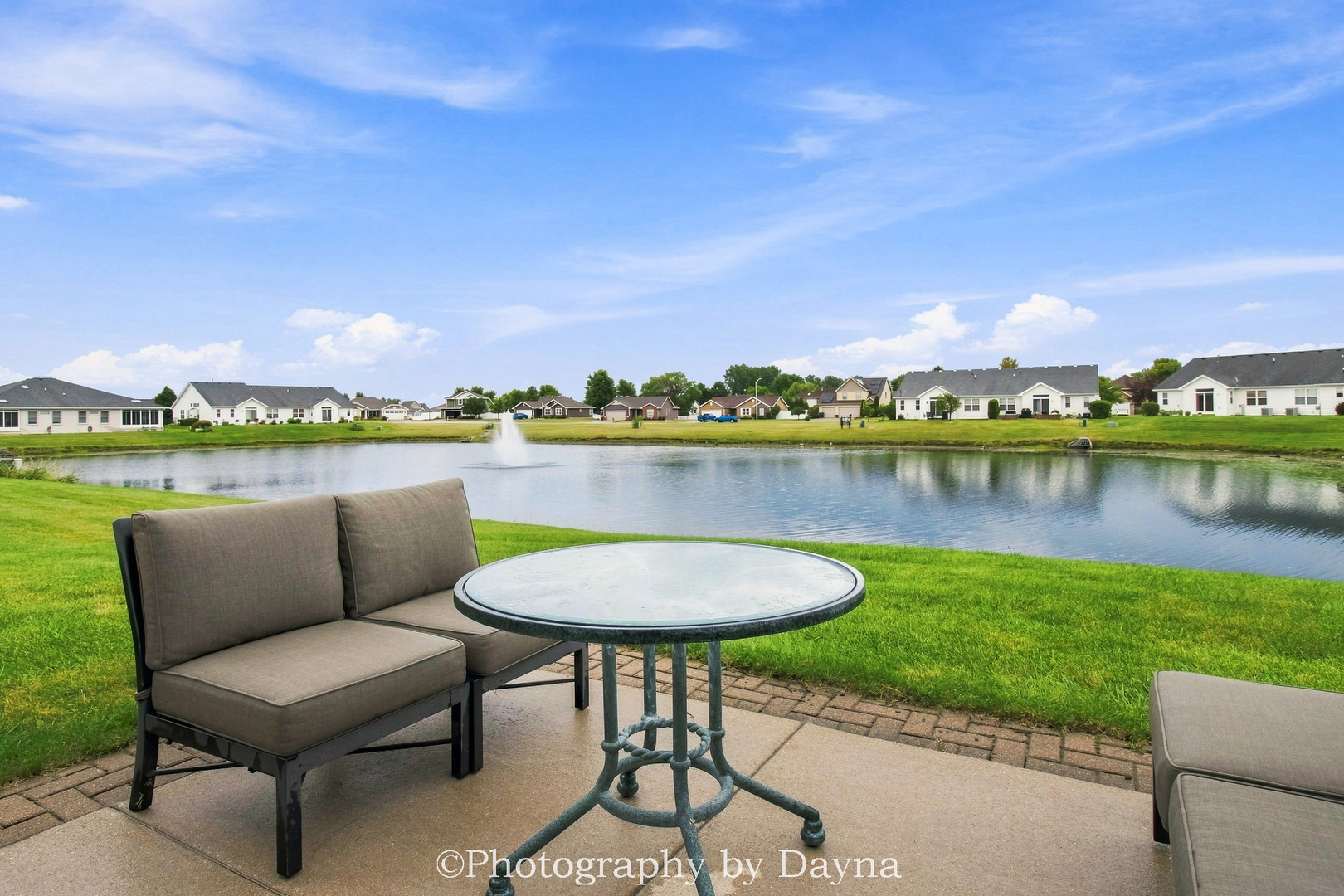 289 White Hawk Way