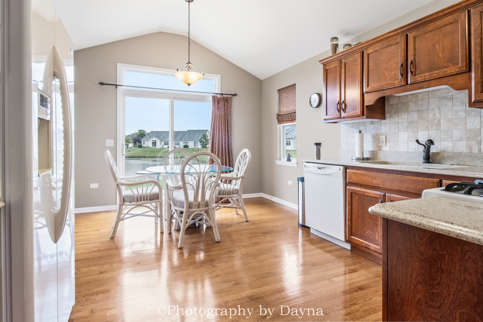 289 White Hawk Way
