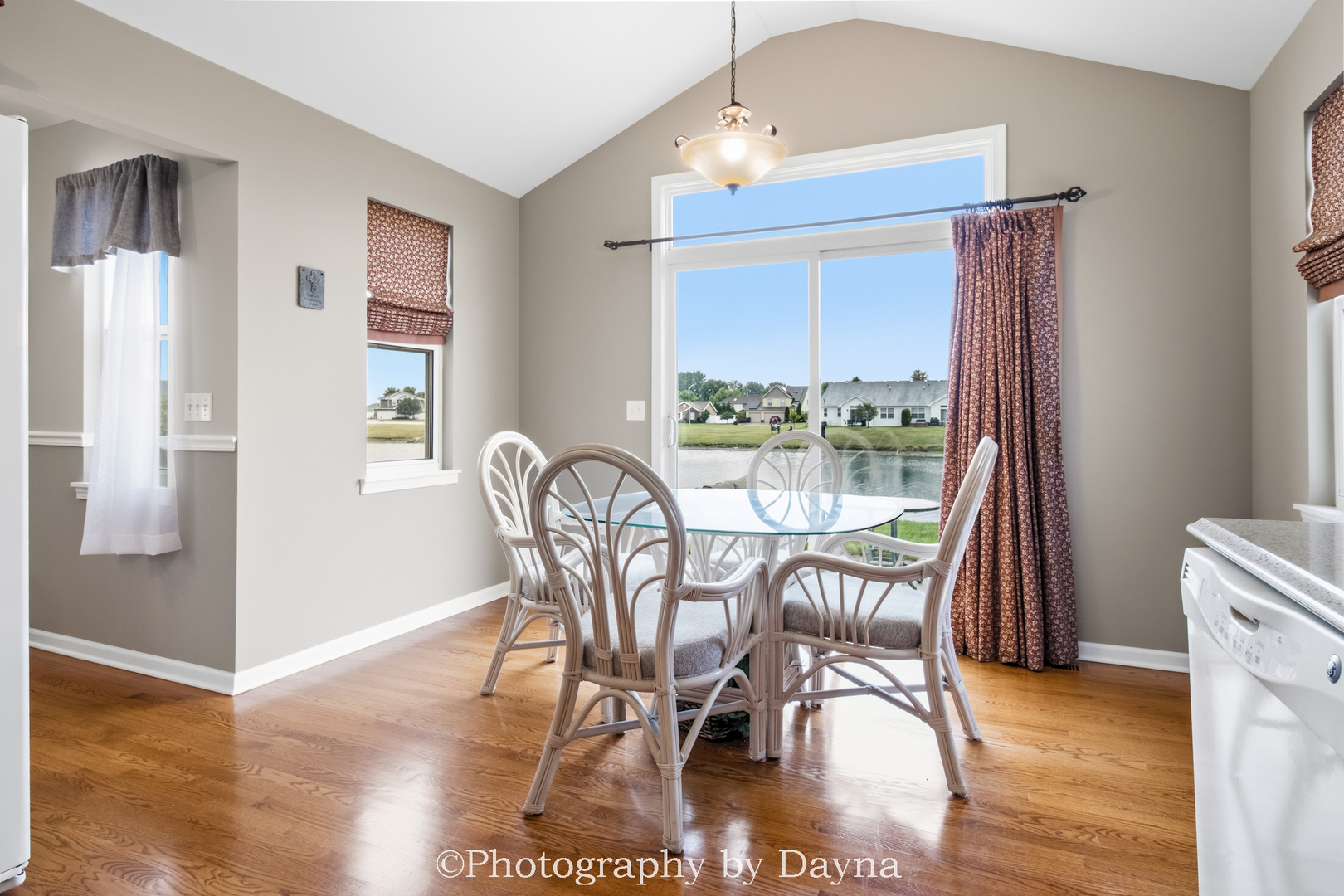 289 White Hawk Way