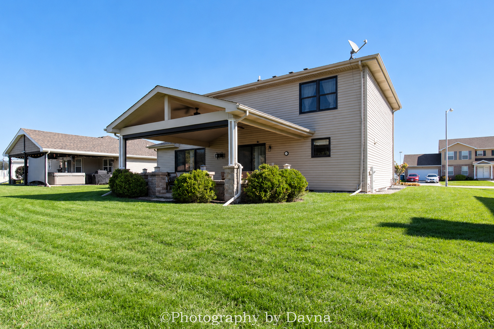 415 E Bethel Drive