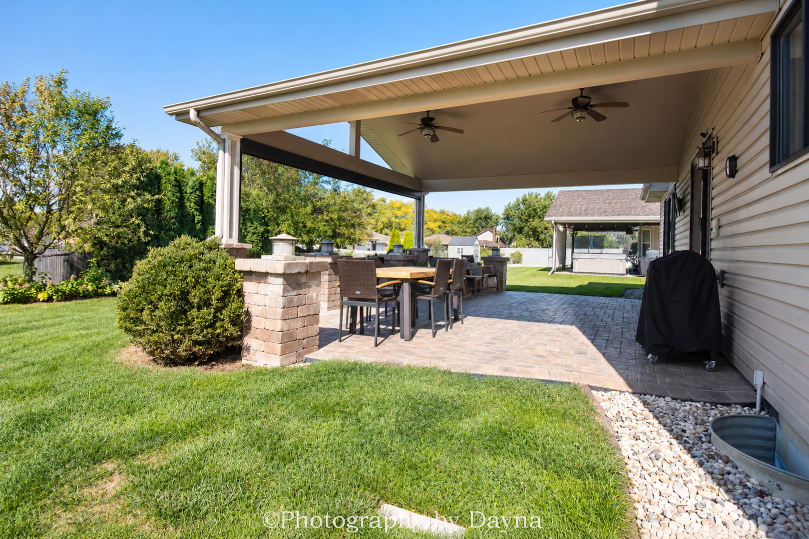 415 E Bethel Drive