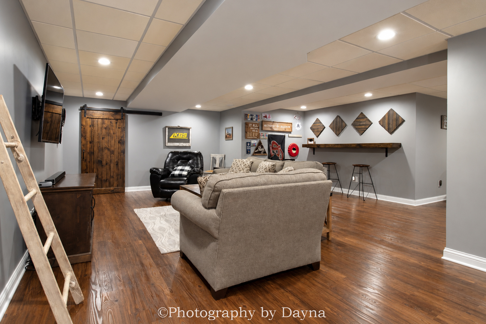 415 E Bethel Drive