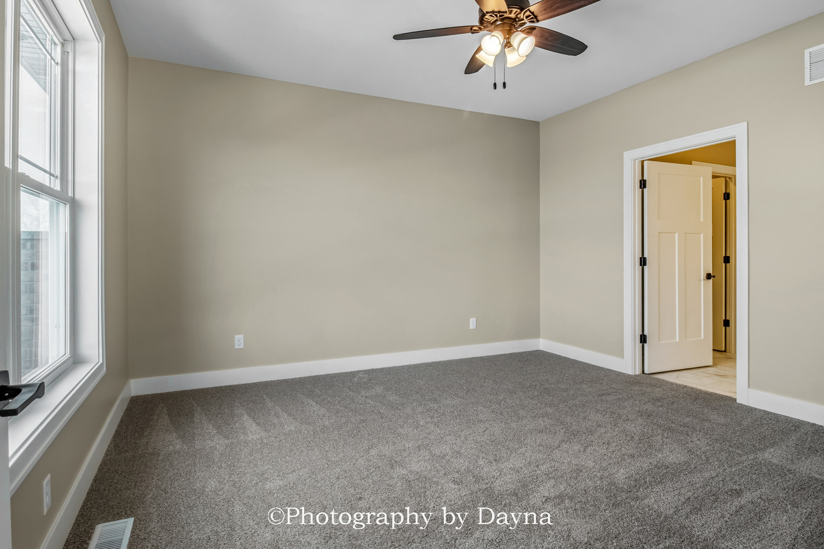 406 White Hawk Way