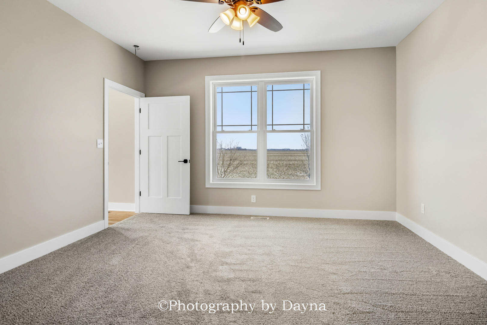 406 White Hawk Way
