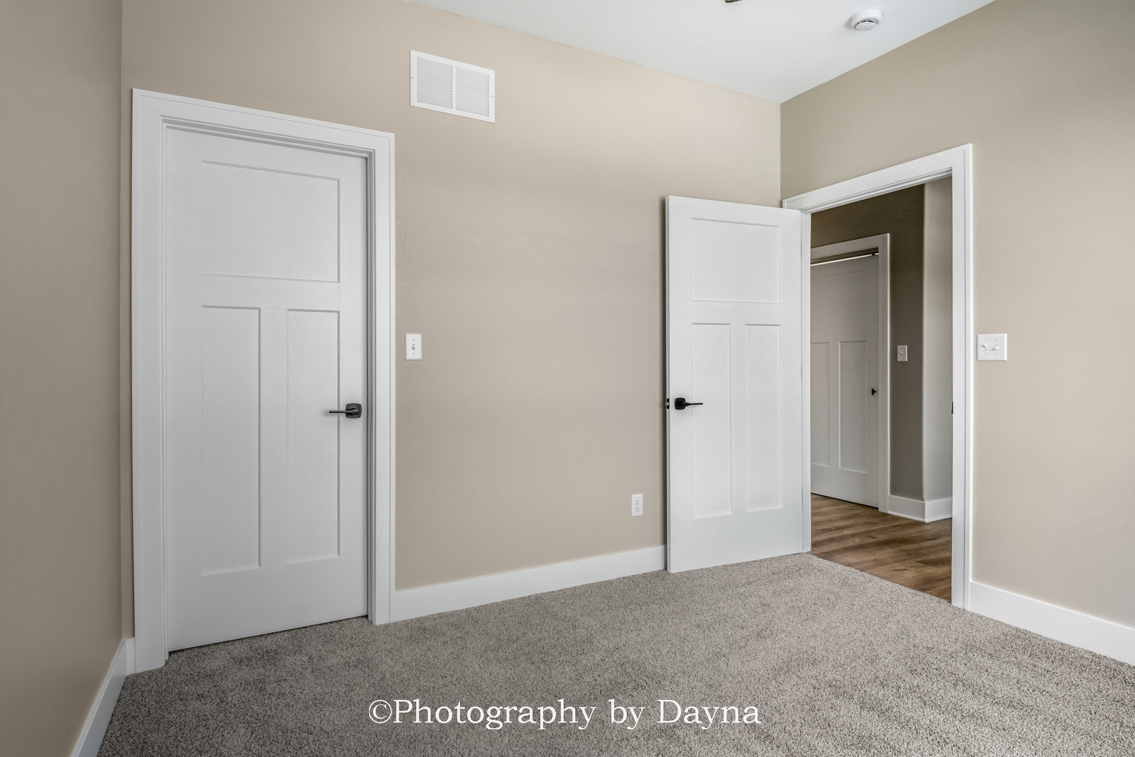 406 White Hawk Way