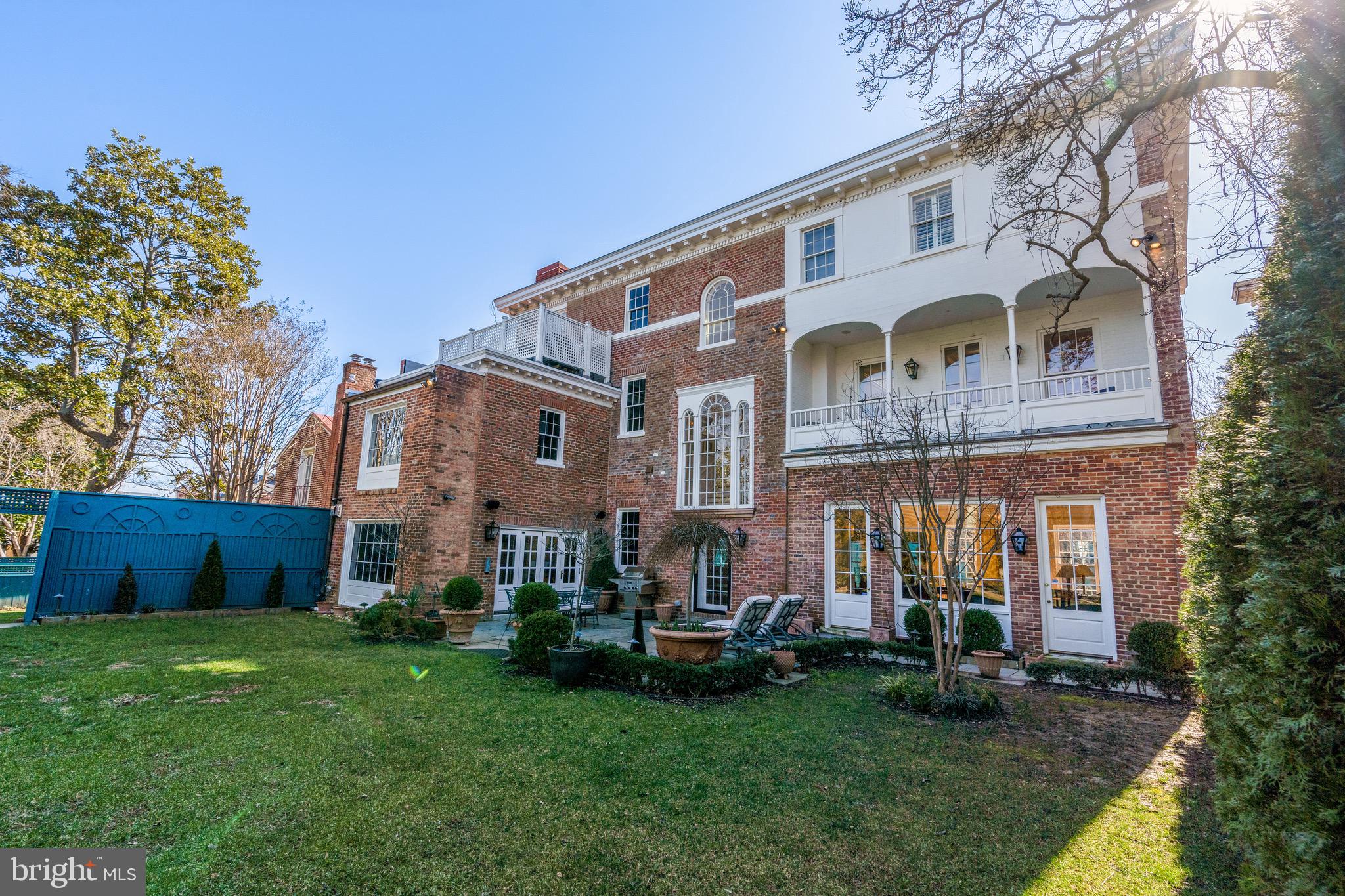 3017, 3009, 3003 N STREET NW