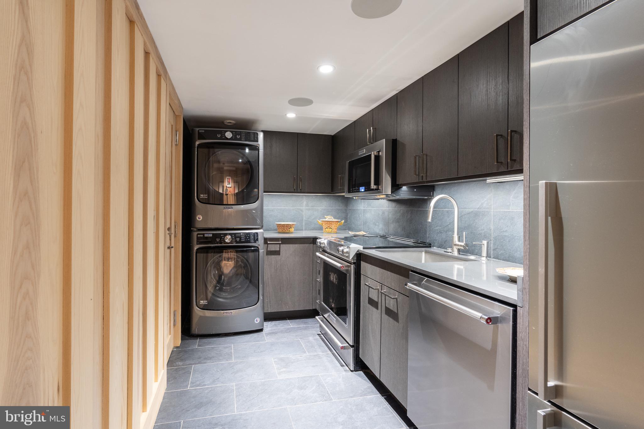3017, 3009, 3003 N STREET NW