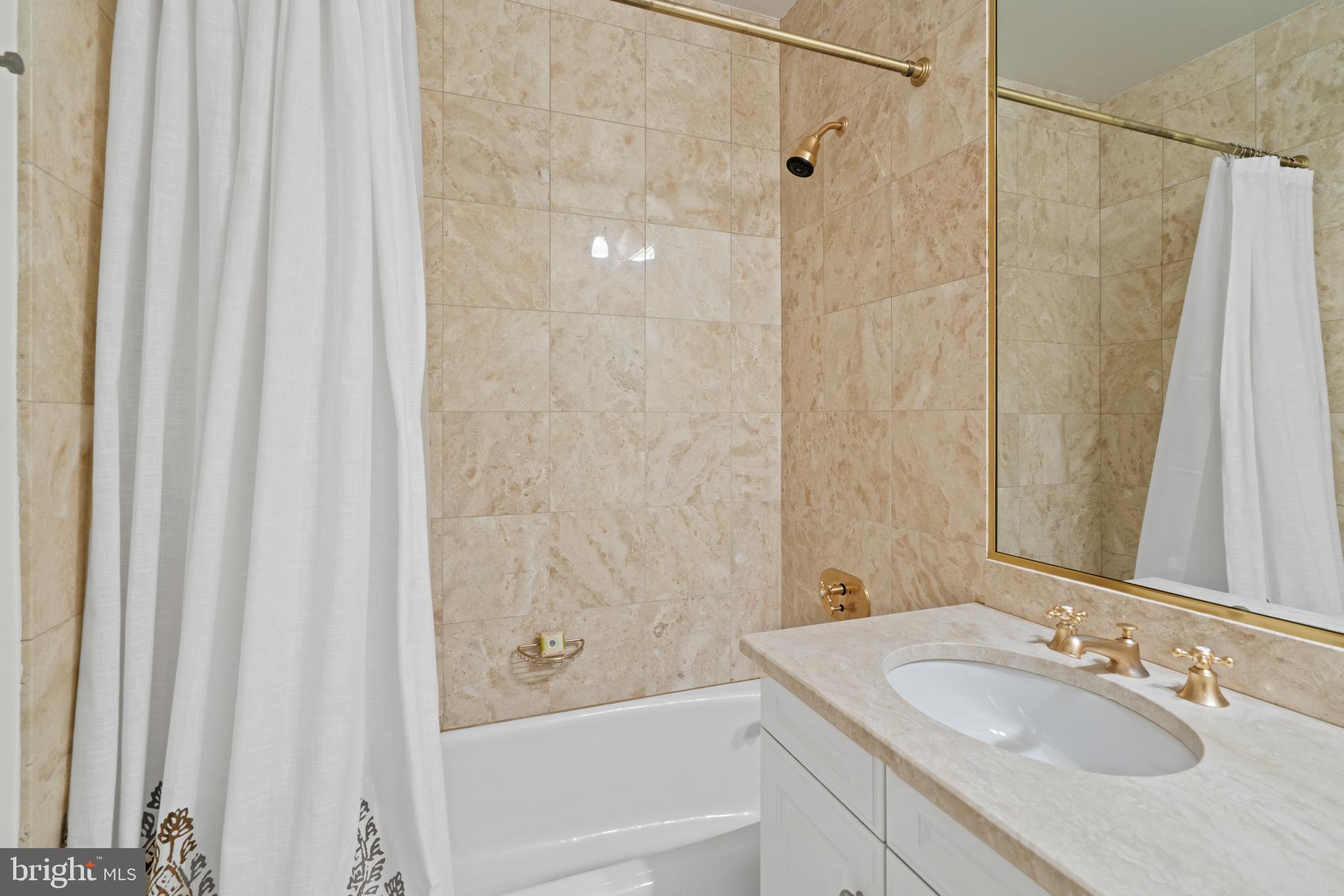 3150 SOUTH STREET NW Unit: 1C