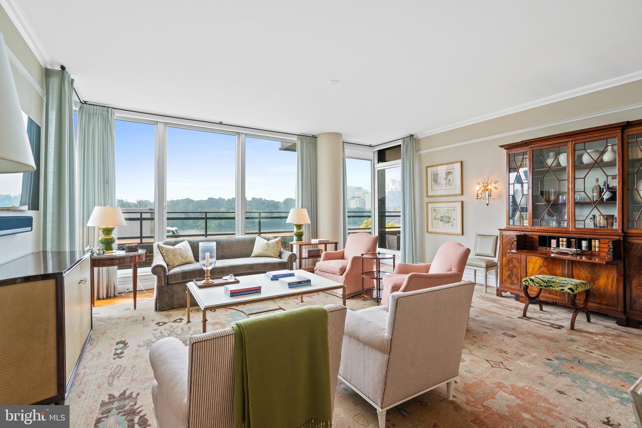 3150 SOUTH STREET NW Unit: 1C