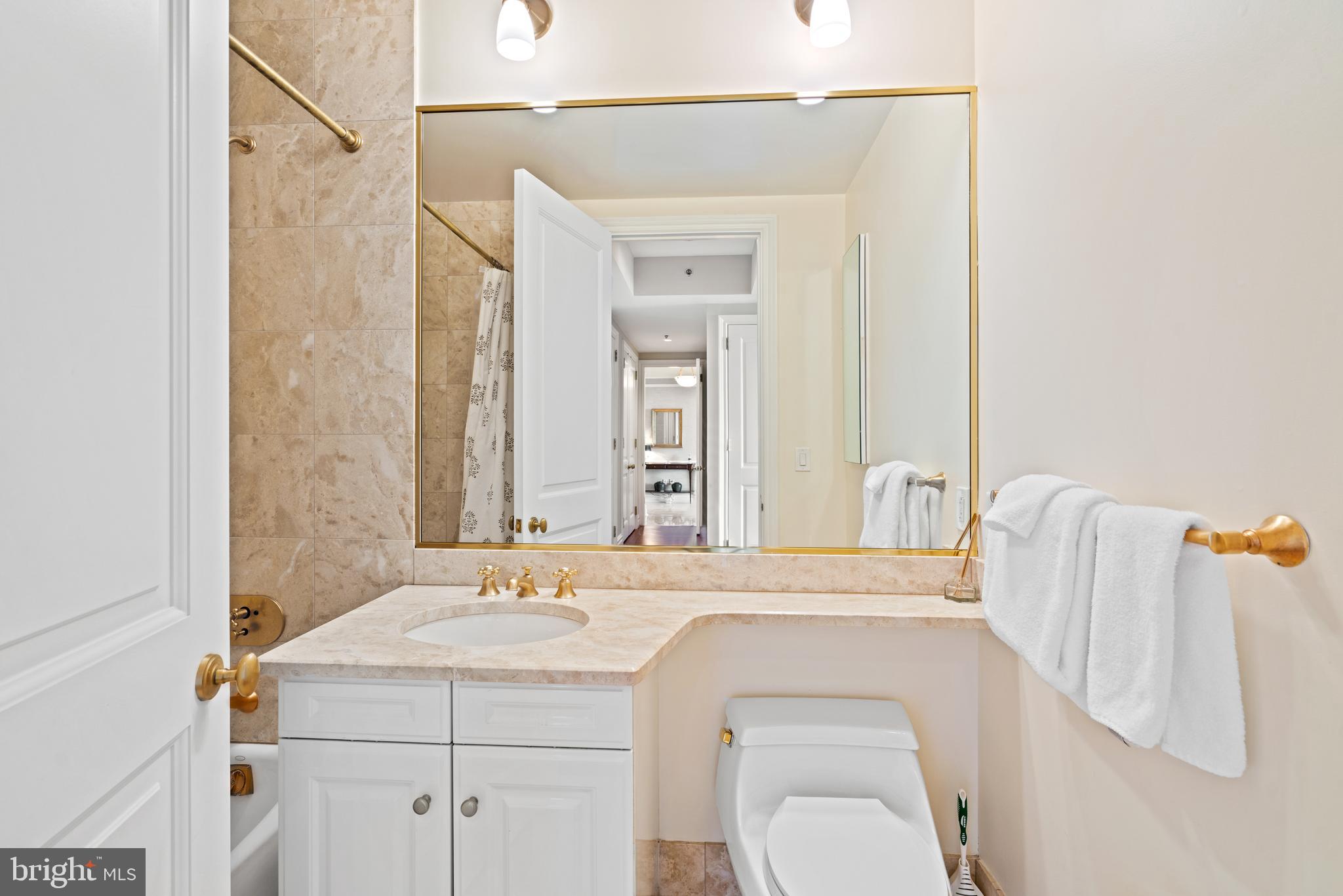 3150 SOUTH STREET NW Unit: 1C