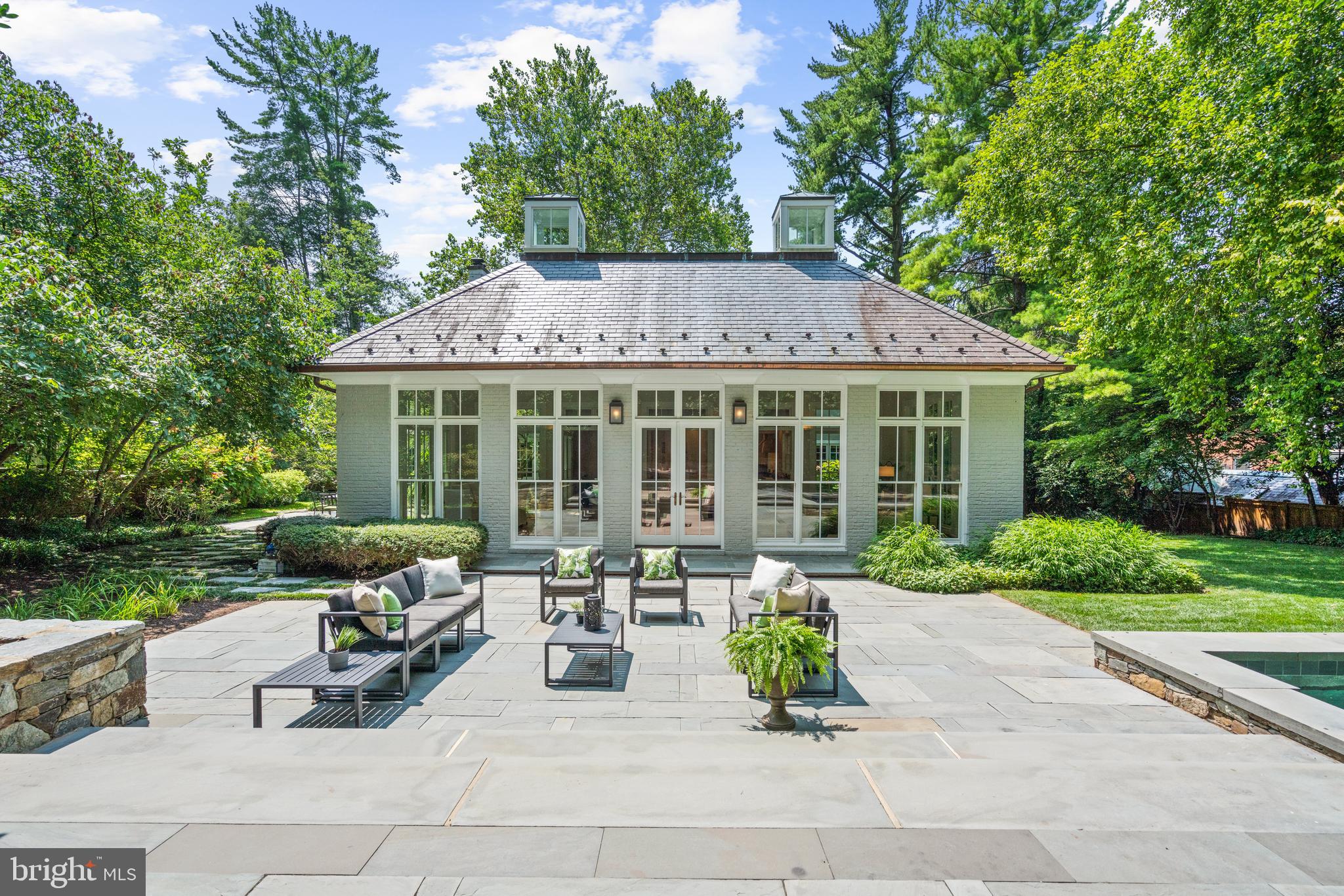 4641 GARFIELD STREET NW