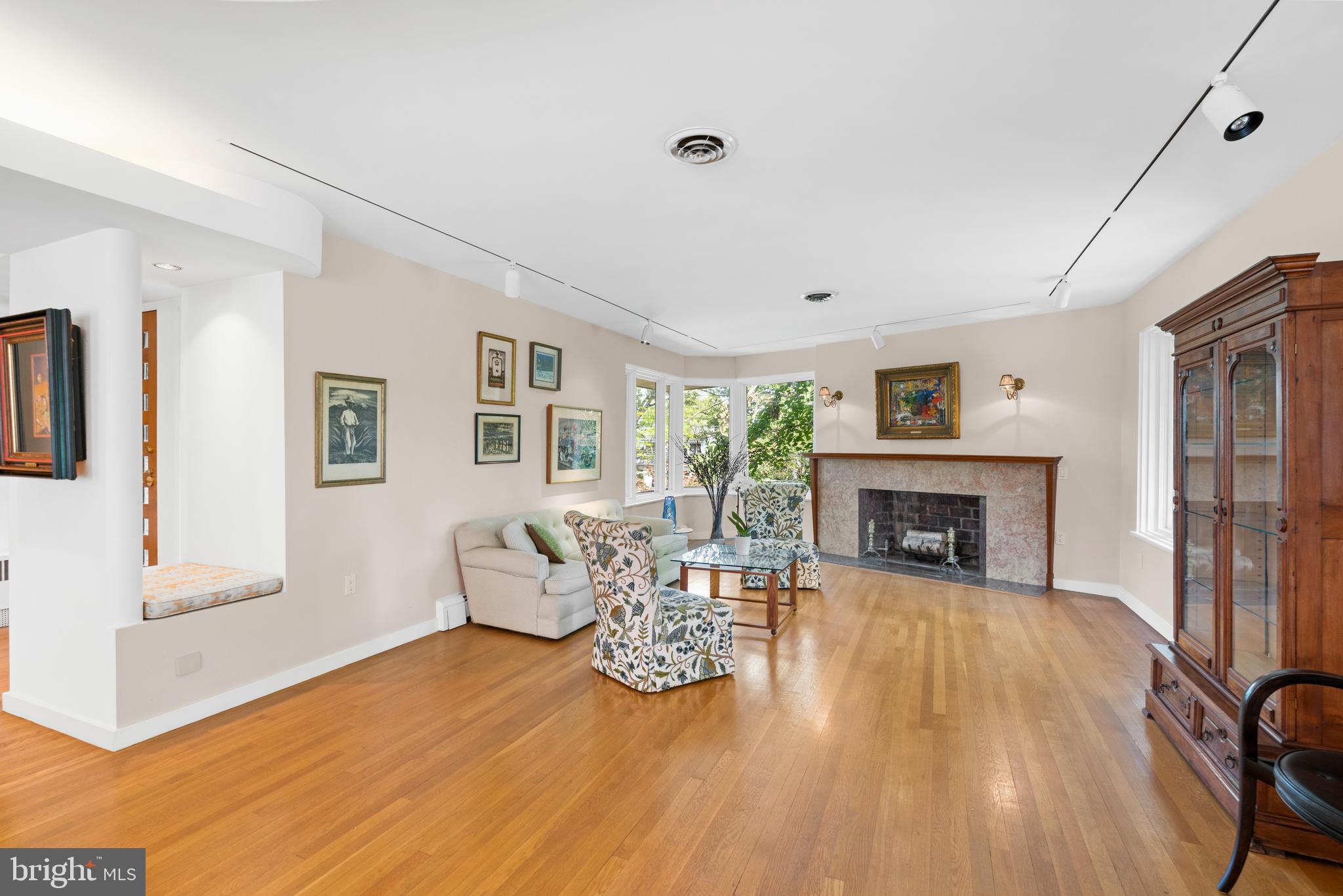 4830 Loughboro ROAD NW