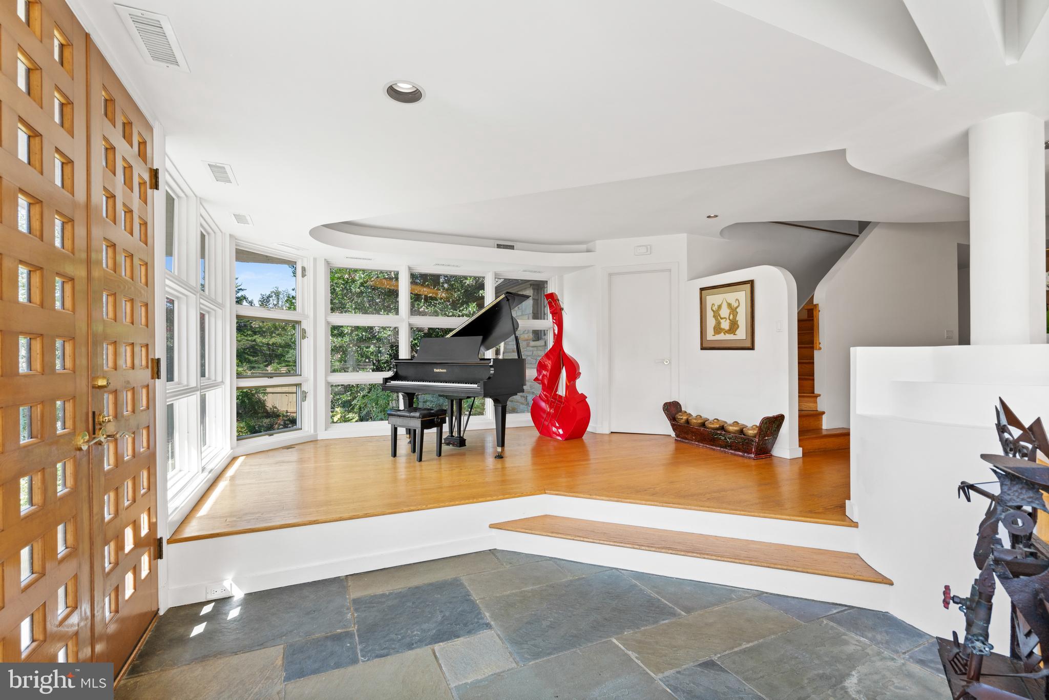 4830 Loughboro ROAD NW