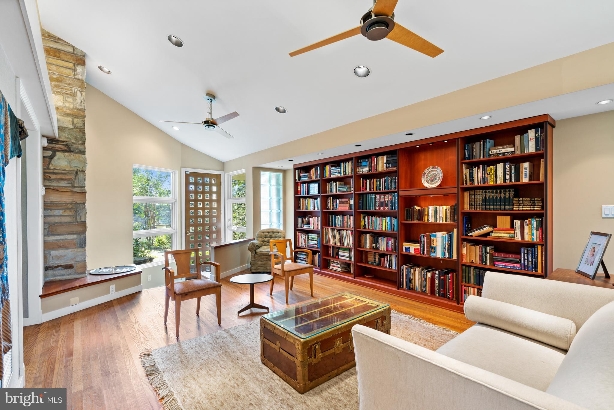 4830 Loughboro ROAD NW