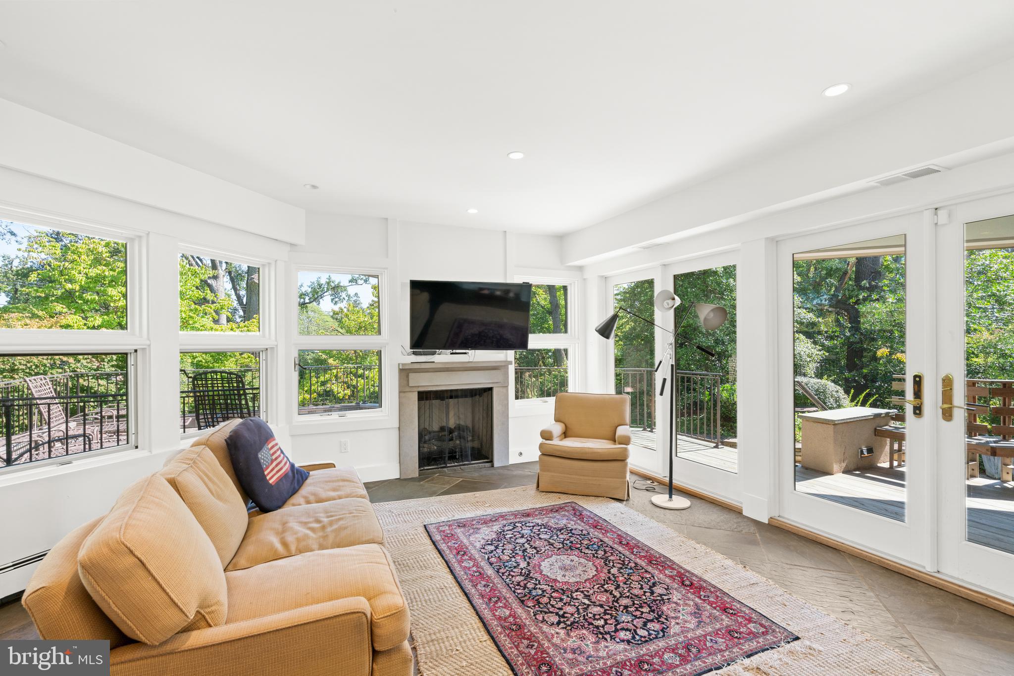 4830 Loughboro ROAD NW