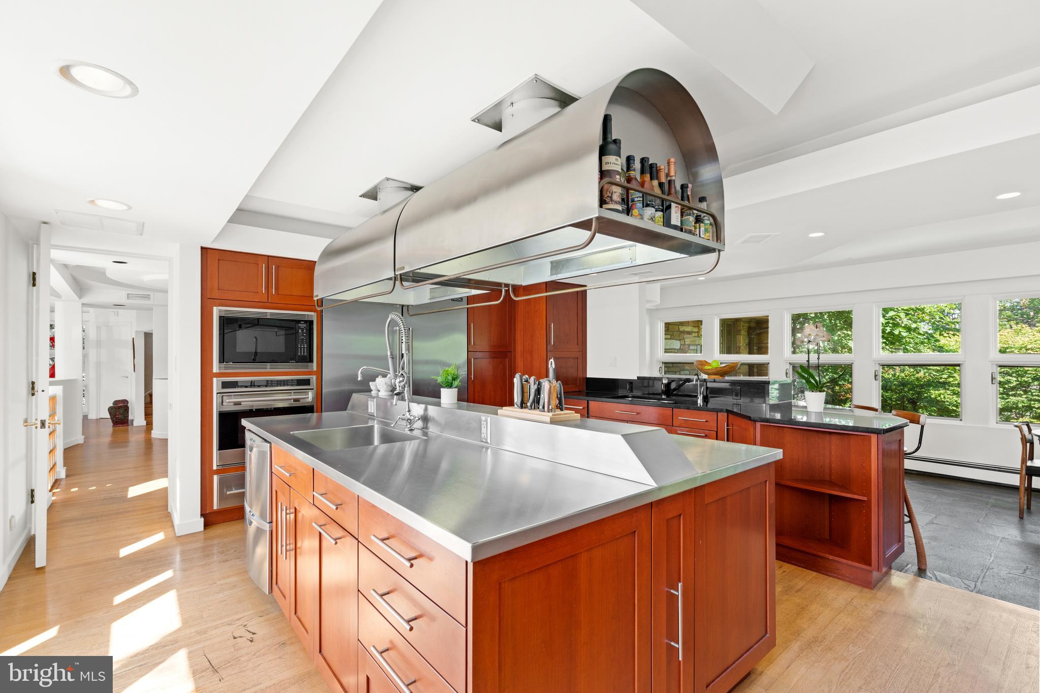 4830 Loughboro ROAD NW