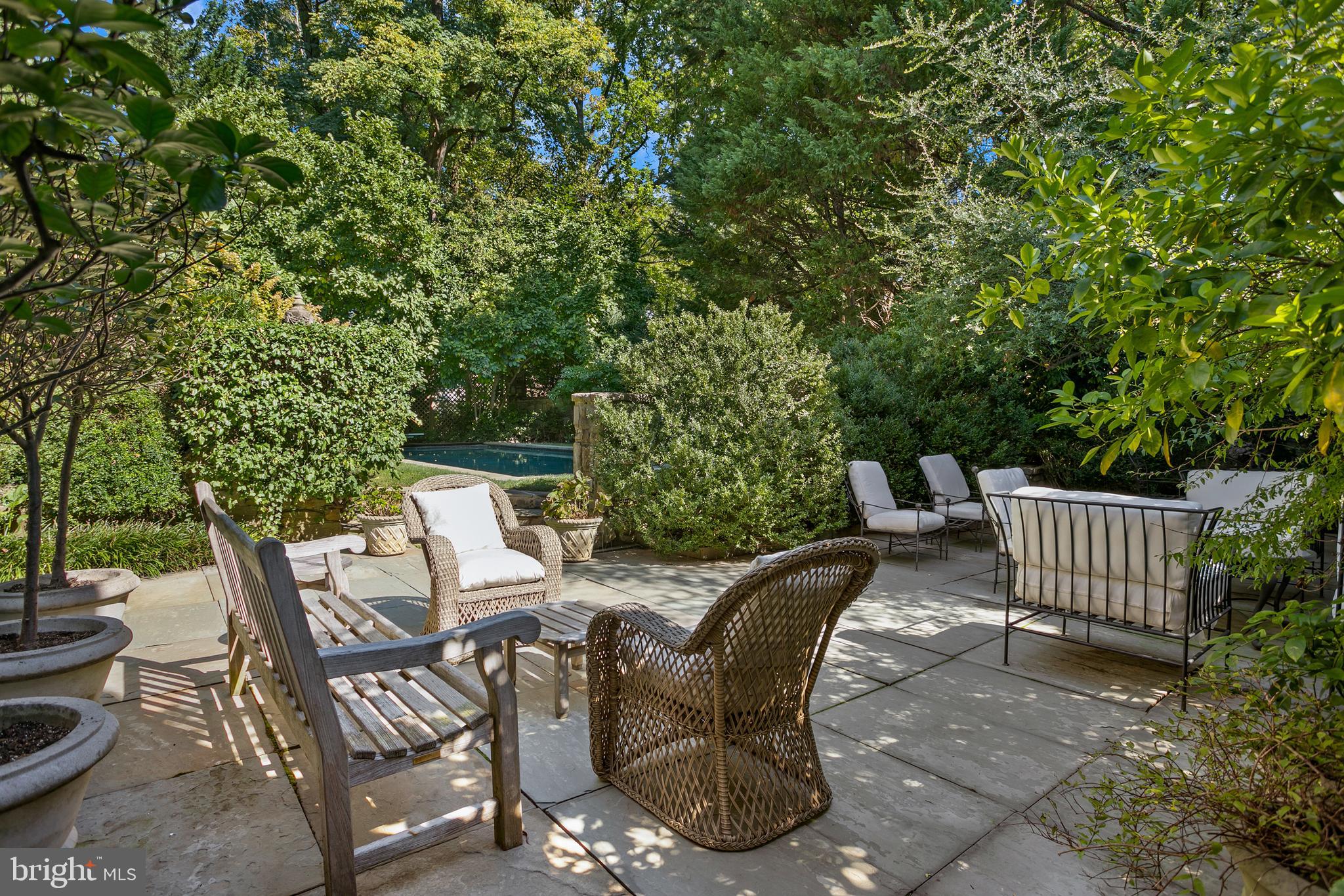 4435 CATHEDRAL AVENUE NW