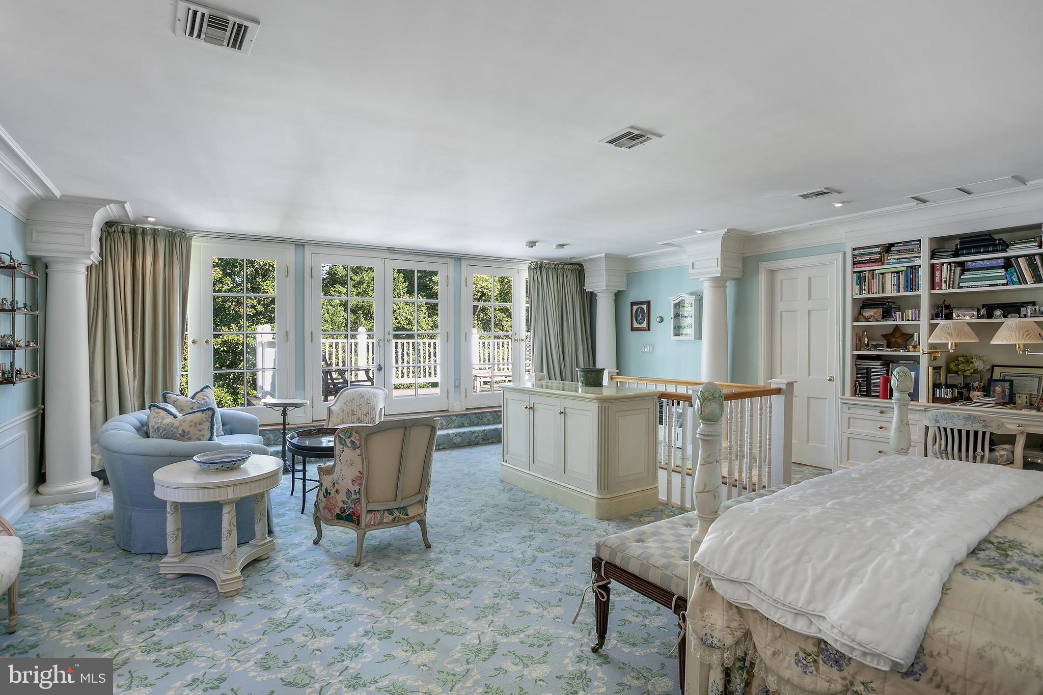 4435 CATHEDRAL AVENUE NW