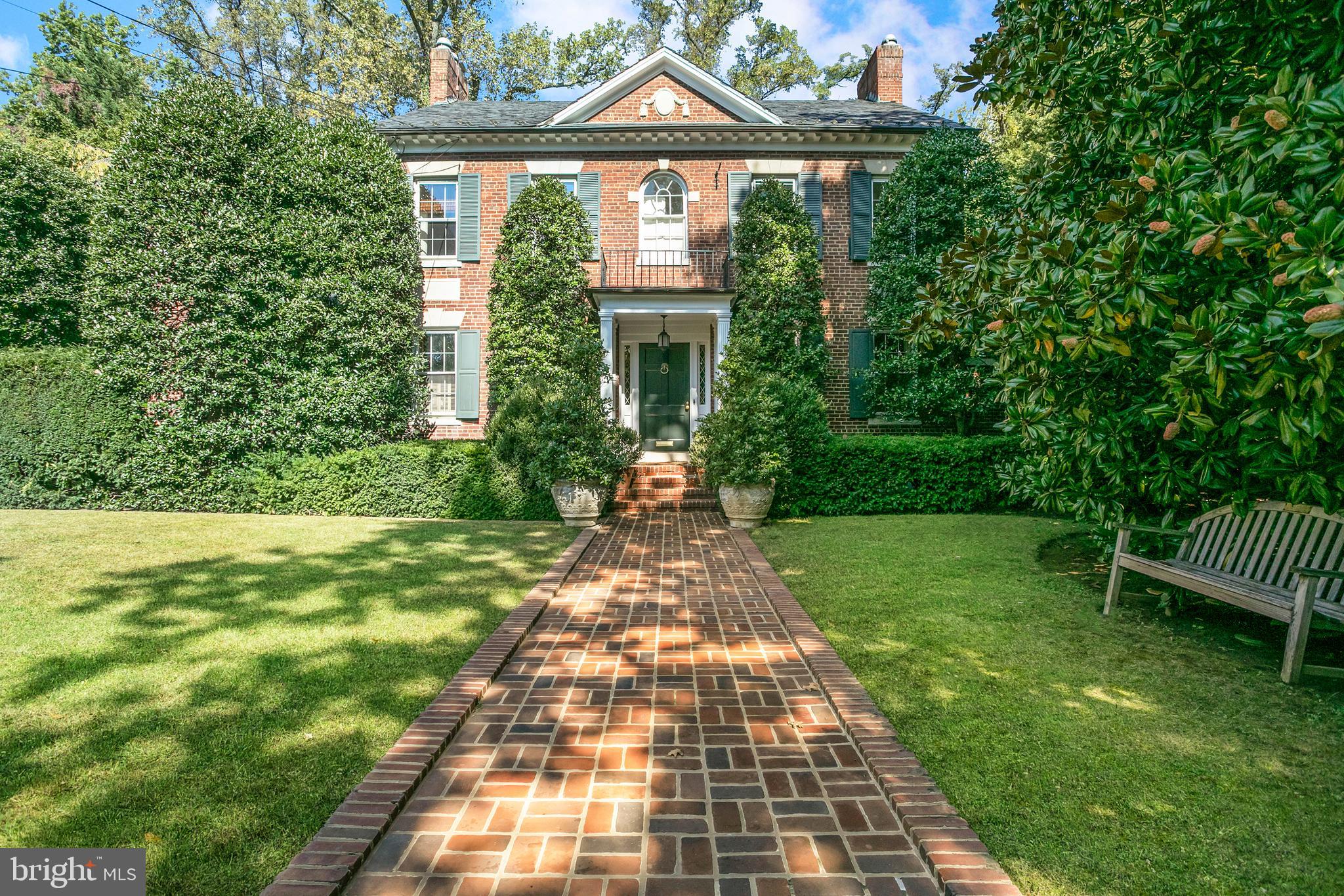 4435 CATHEDRAL AVENUE NW