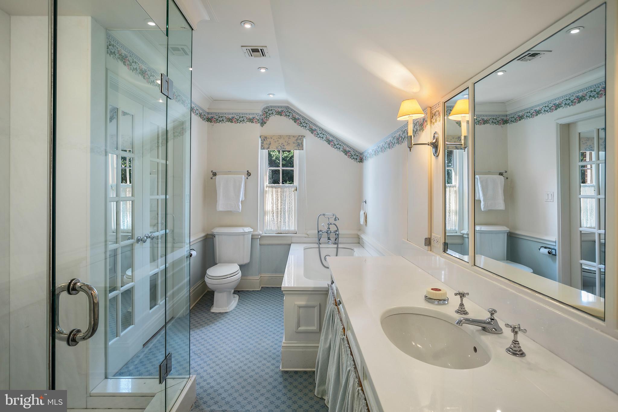 4435 CATHEDRAL AVENUE NW